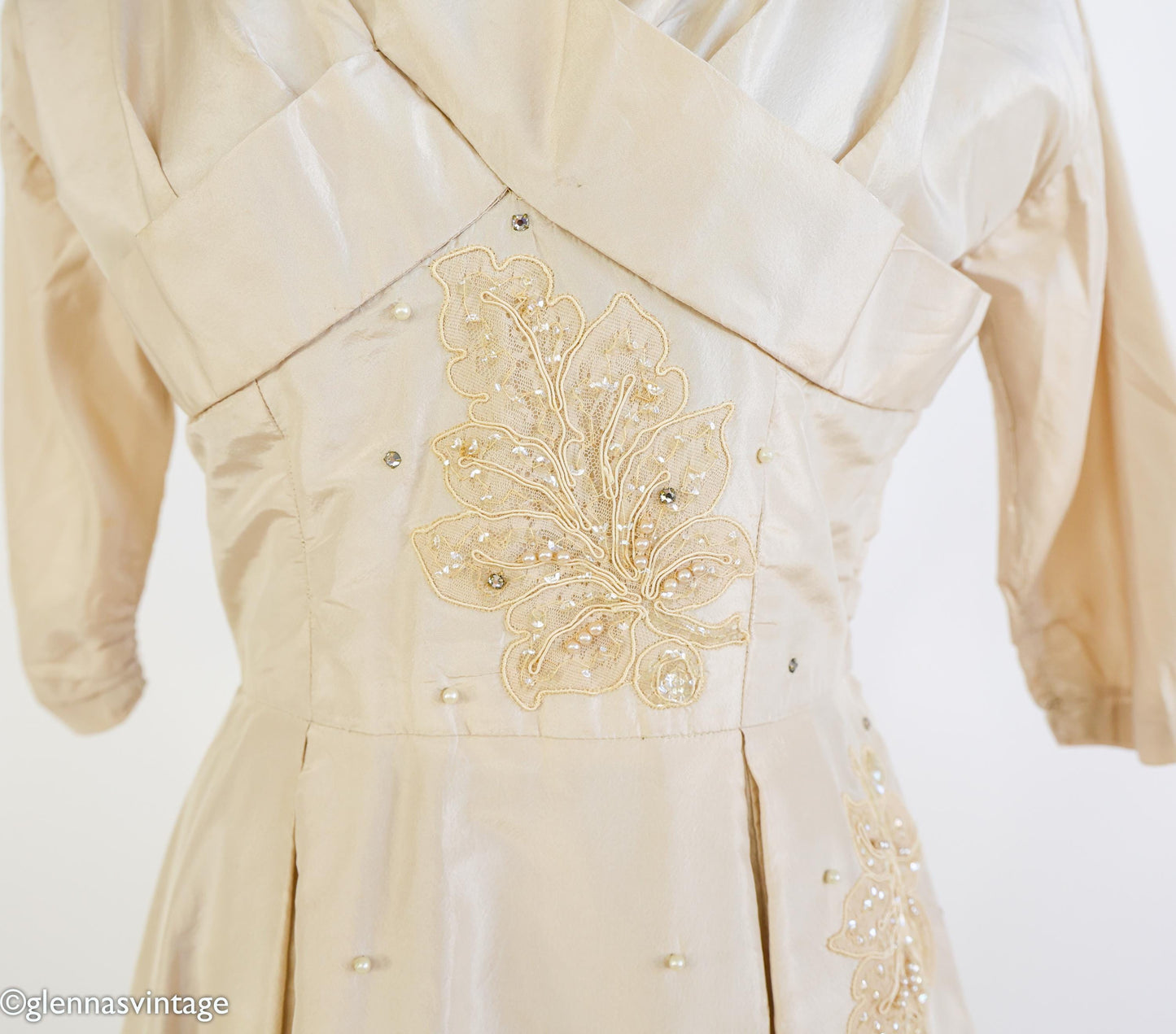 1940s Beige Silk Taffeta Party Dress with Sequins & Pearl, Medium