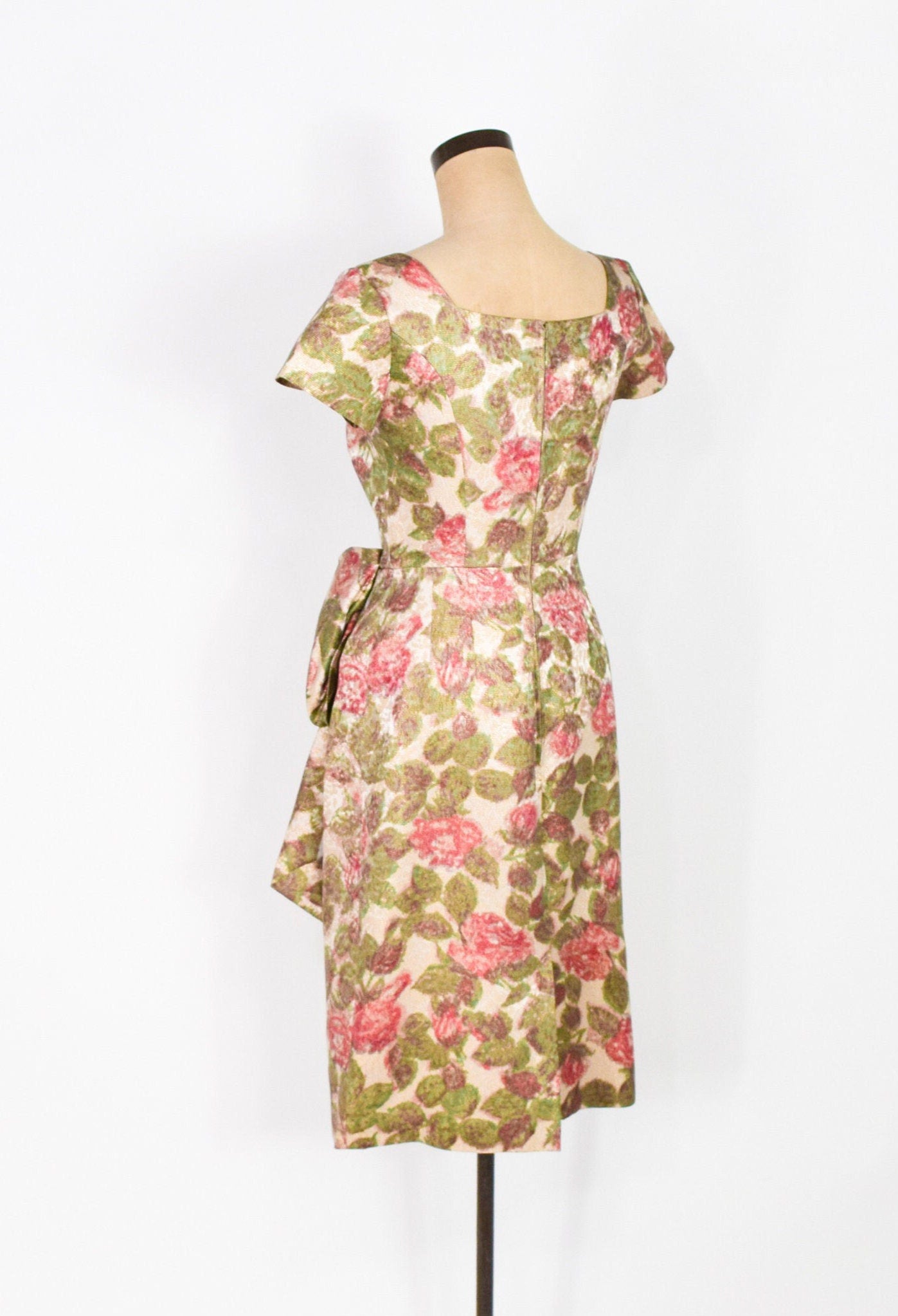 1950s Pink Green Floral Rose Print Party Dress in Brocade, Du Barry Fashion, Small