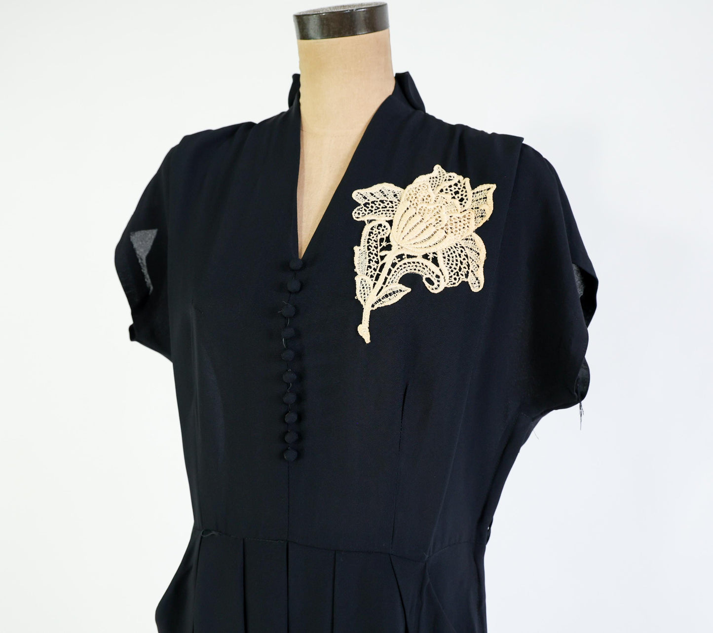 1940s Vintage Black Embroidered Cocktail Dress, Extra Large