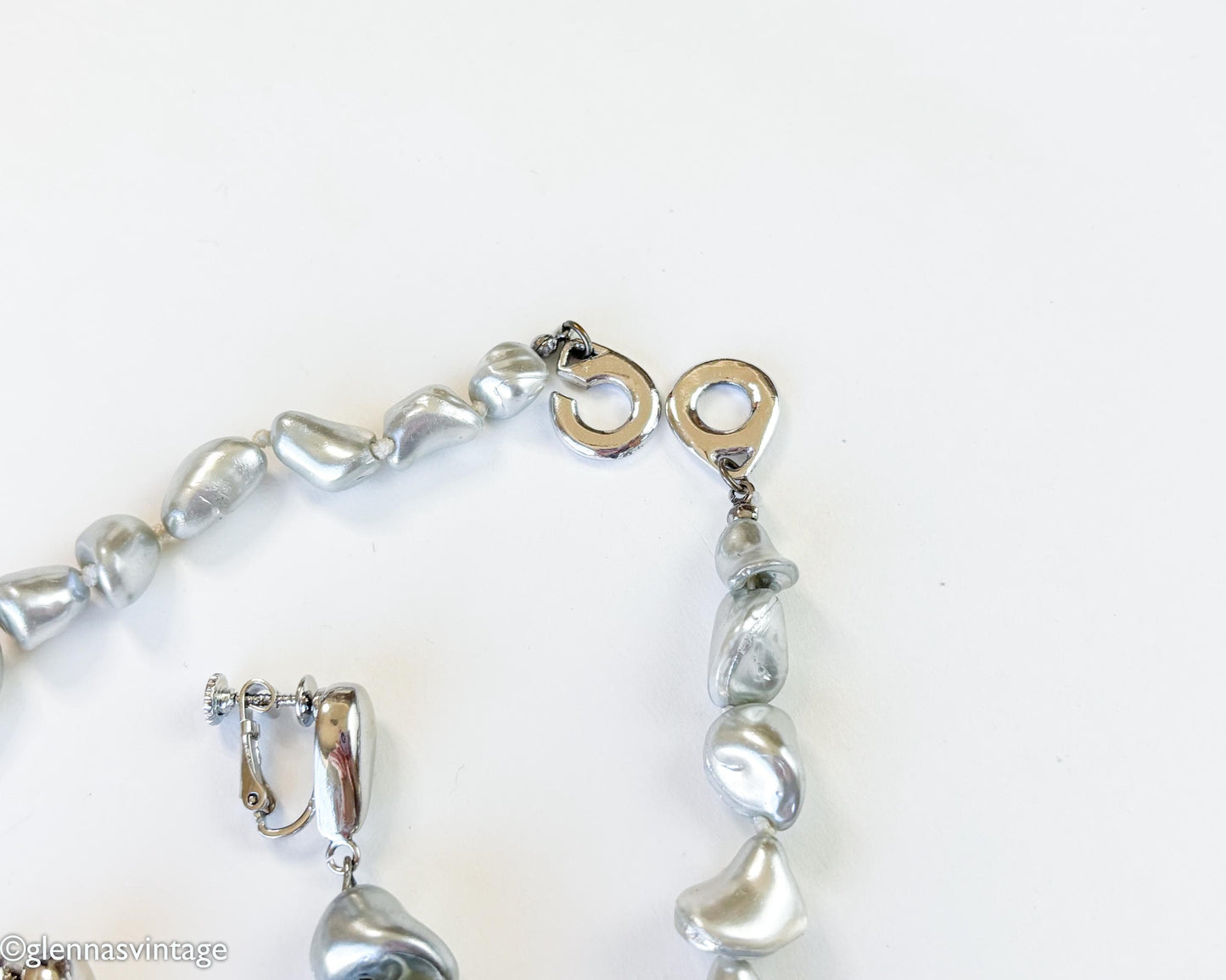 1950s Vintage Les Bernard Gray Faux Pearl Necklace and Earrings Set
