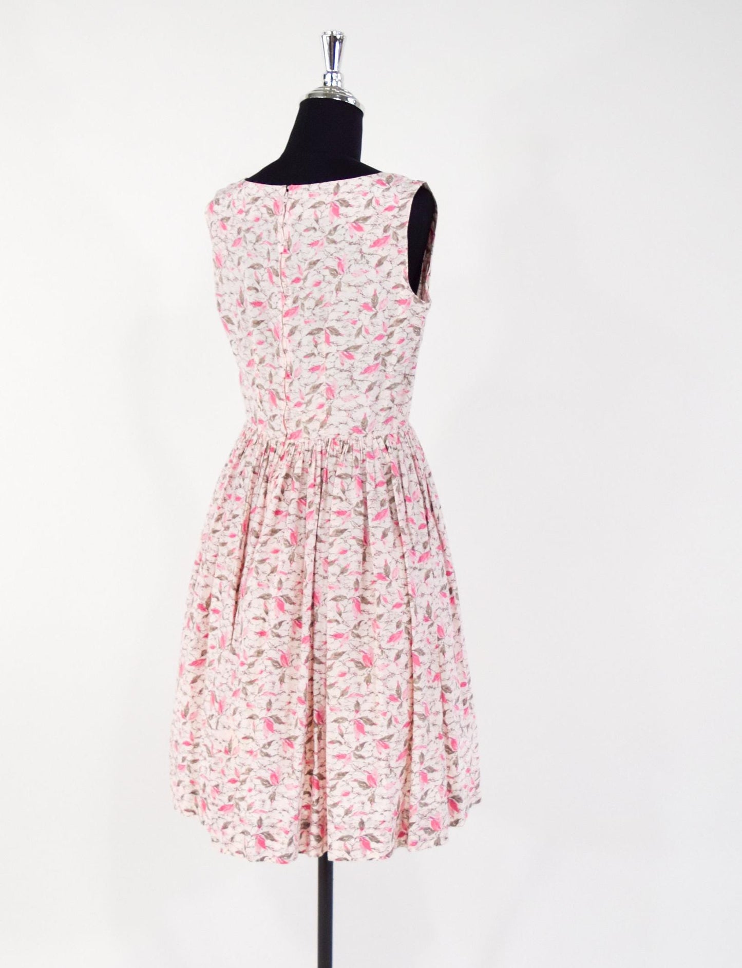 1950s Pink Floral Print Rayon Day Dress, Medium