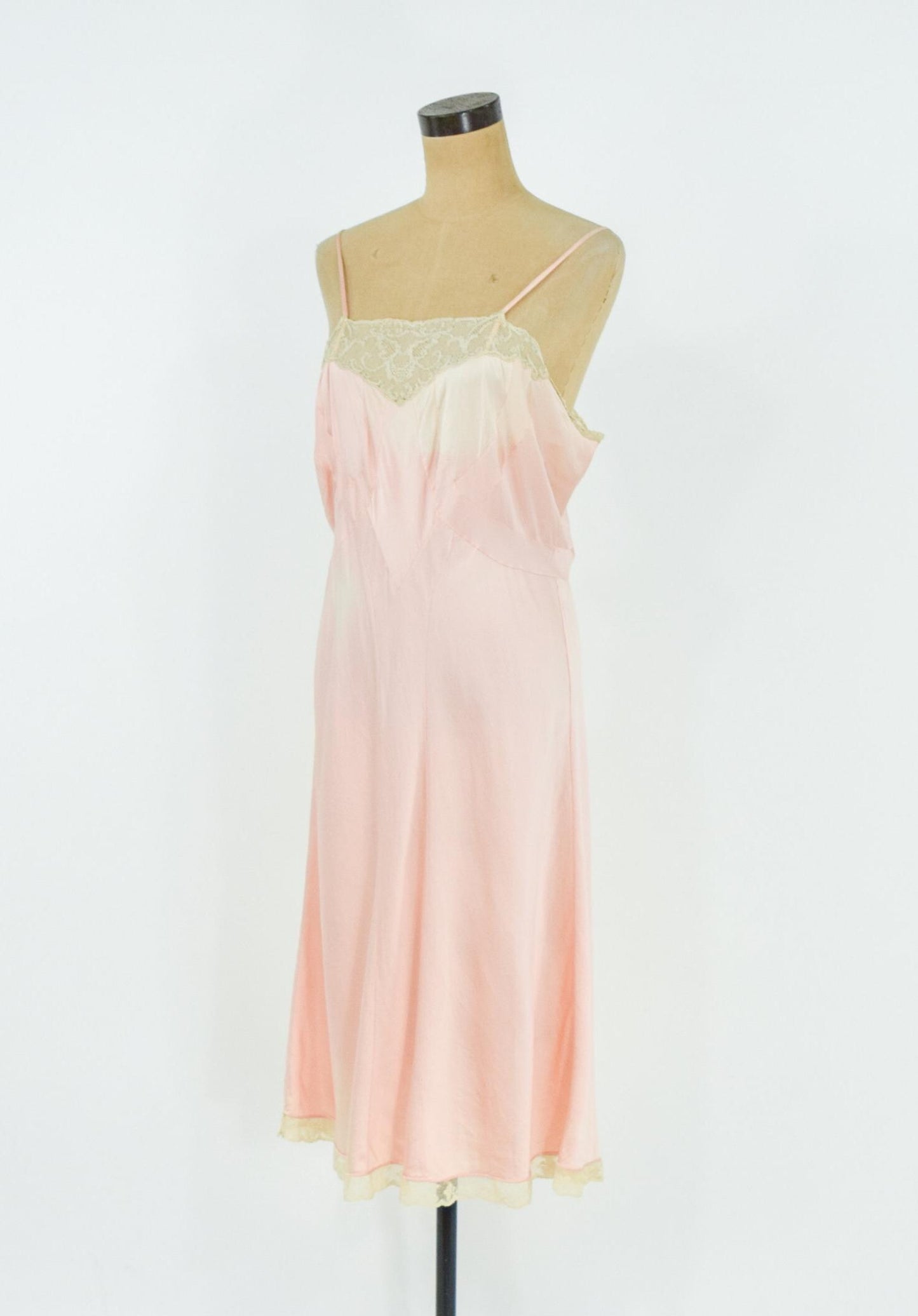 1940s Pink Silk & Lave Slip, Large