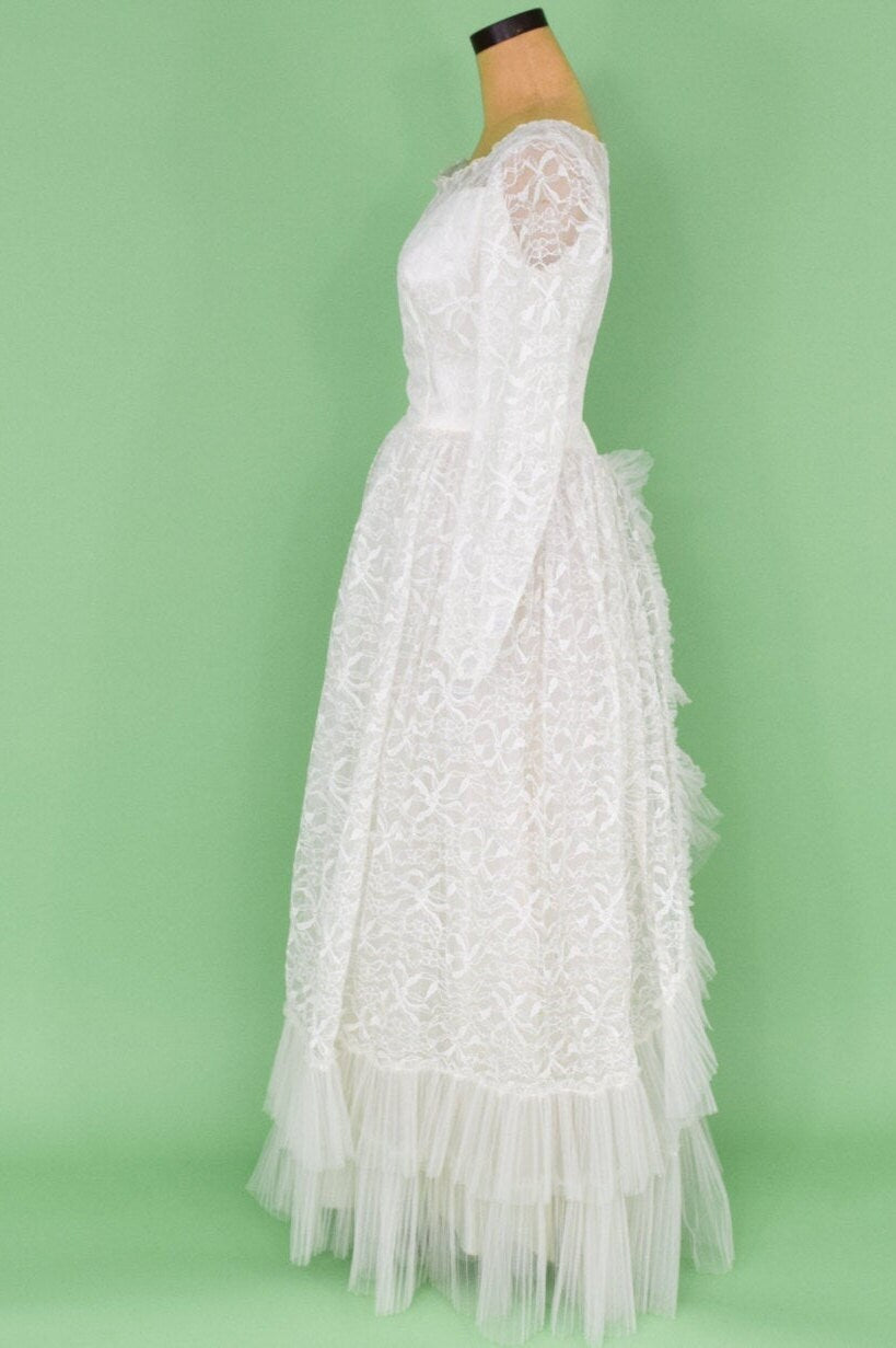 1950s White Lace Wedding Gown, New Look Style, Medium