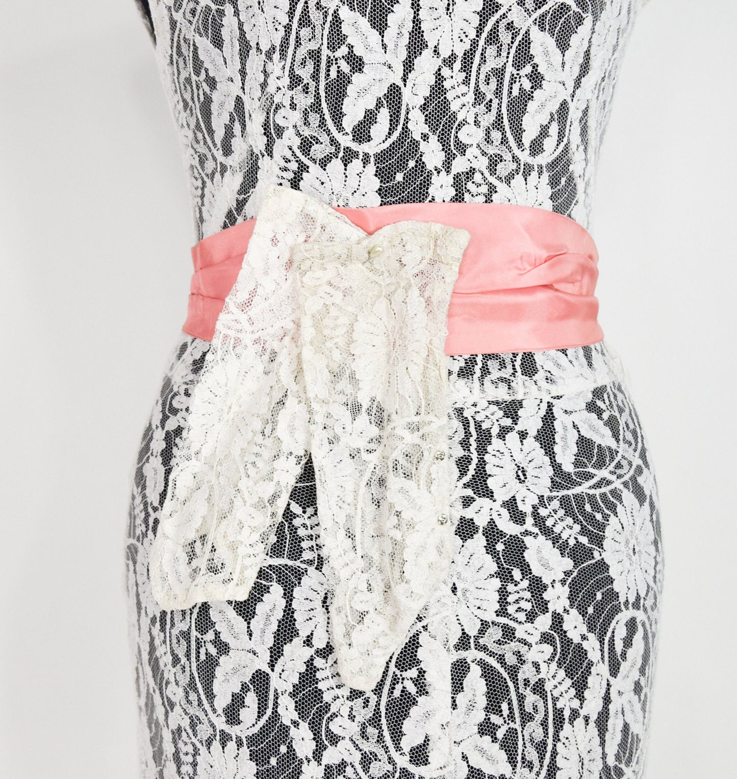 1930s White Lace Gown & Gloves, Garden Party Dress, Extra Small