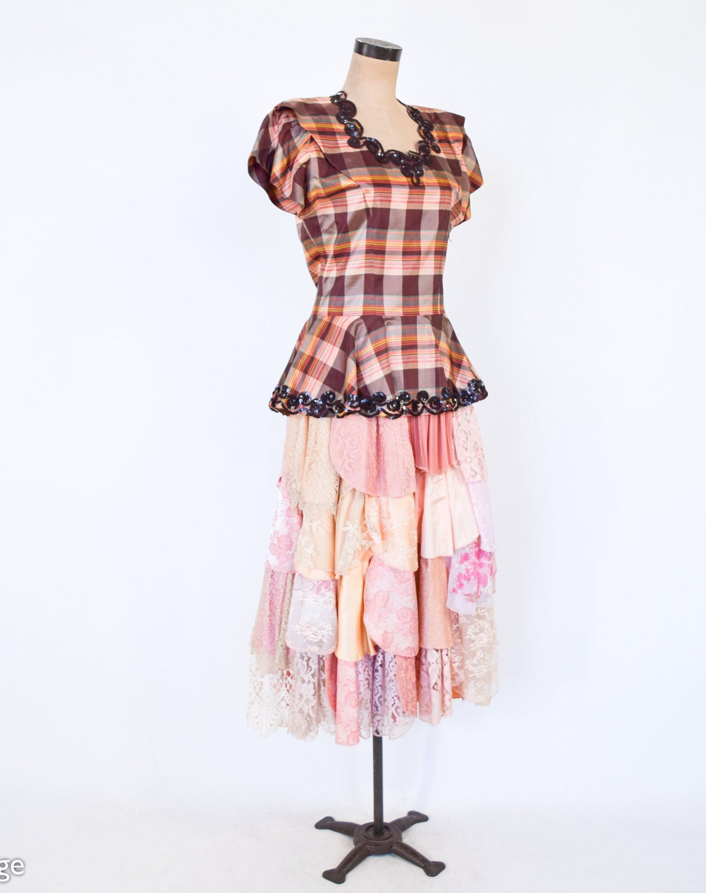 1940s Brown Plaid Taffeta Blouse | 90s Pink Petal Midi Lace & Brocade Skirt, Medium