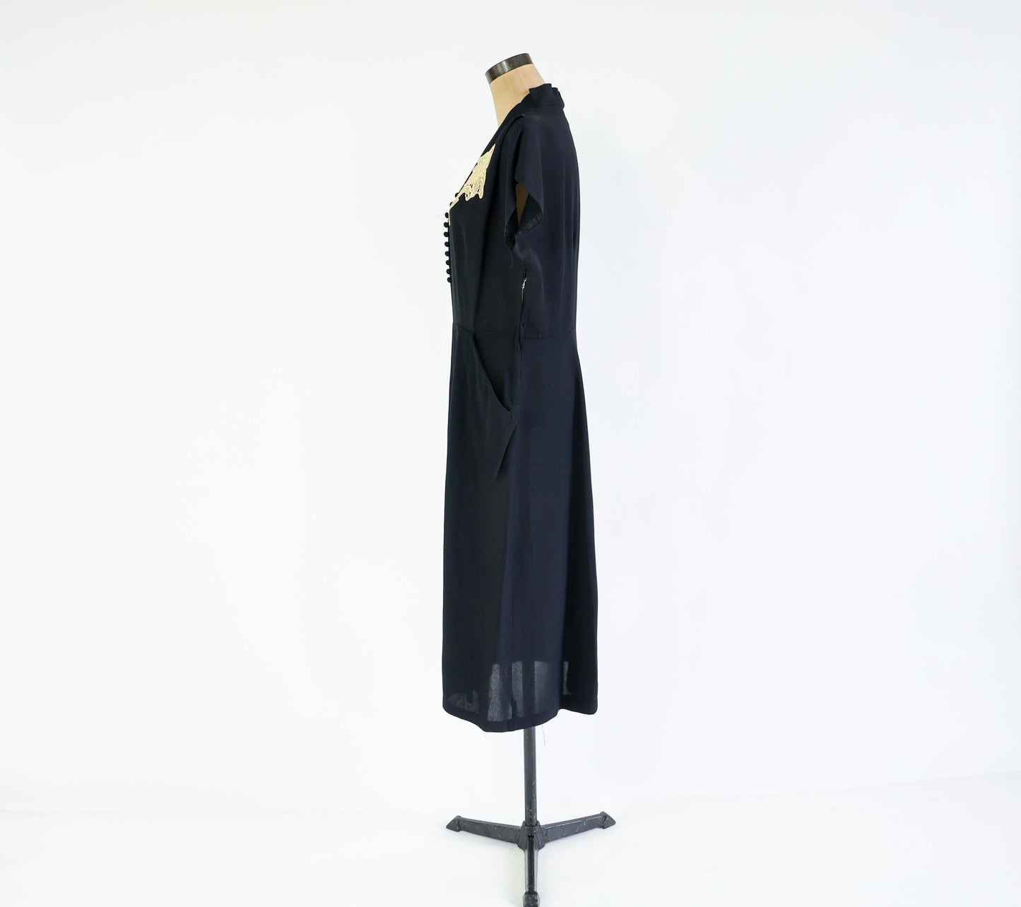 1940s Vintage Black Embroidered Cocktail Dress, Extra Large