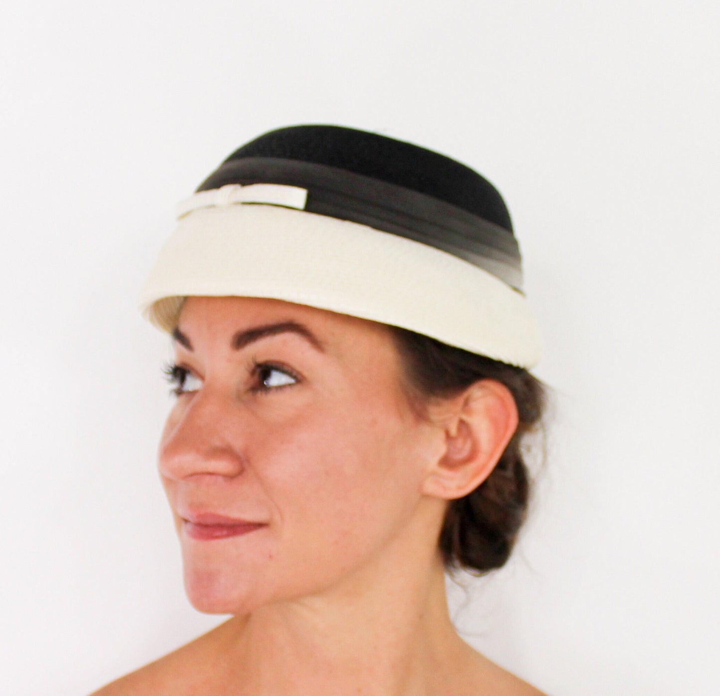 1950s Black & White Ombre Hat | 50s White Black Raffia Hat