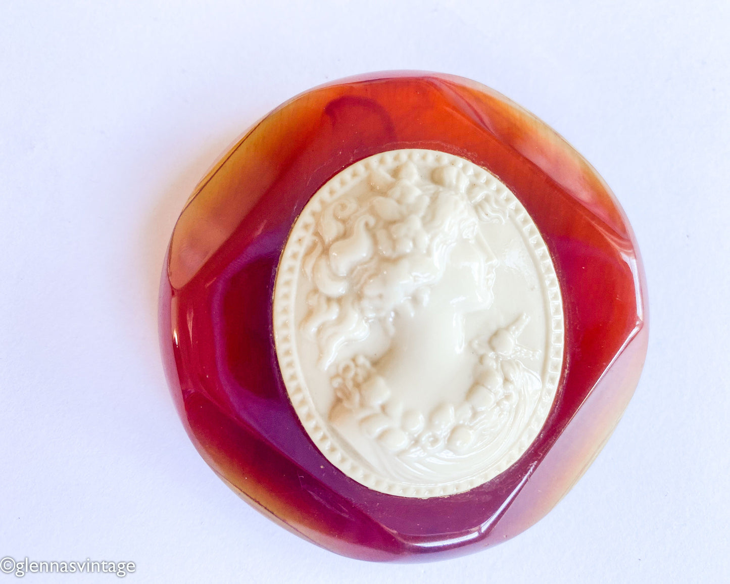 1930s Celluloid Cameo Brooch | Root Beer Bakelite Pin
