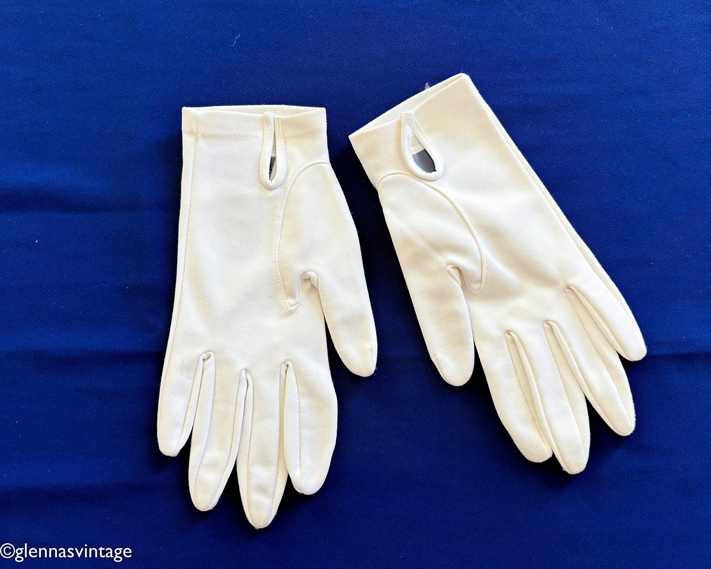 1950s Short White Gloves