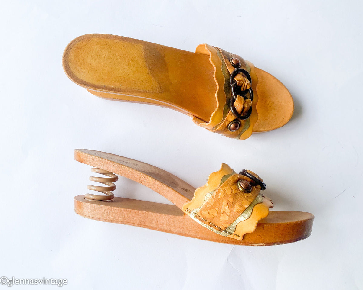 1970s Domo Italy Wooden Sandals Slides with Spring Heel