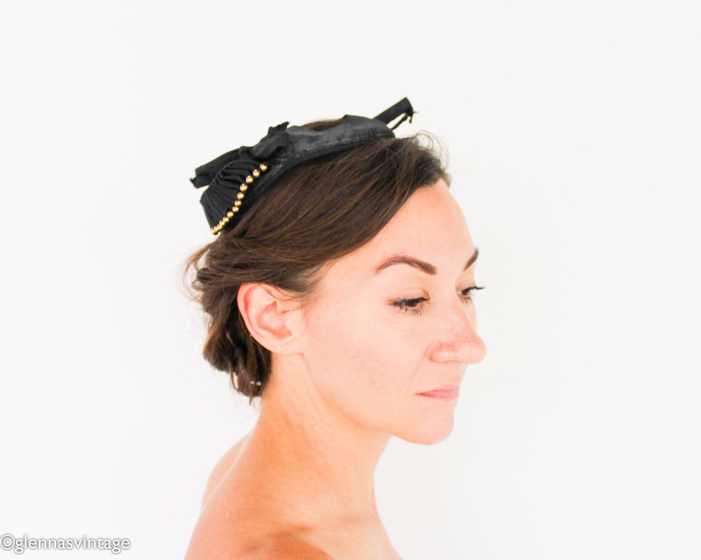 1940s Black Raffia Woven Fascinator Hat, Old Hollywood Style