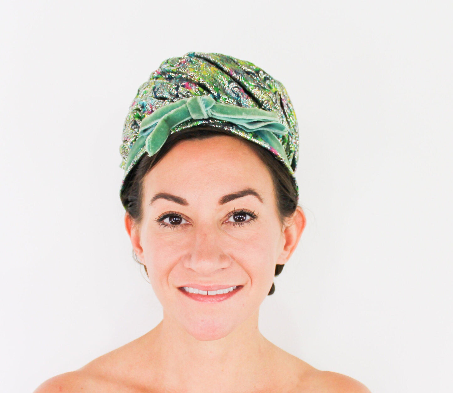1960s Green Paisley Pillbox Hat | Metallic High Crown Turban