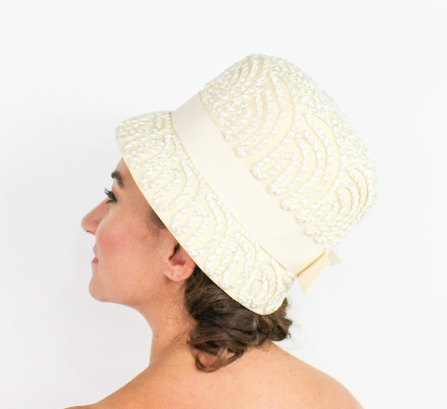 1960s White Wool Bucket Hat | 60s Creme Wool Felt & Sequin Swirl Hat | Jackie O