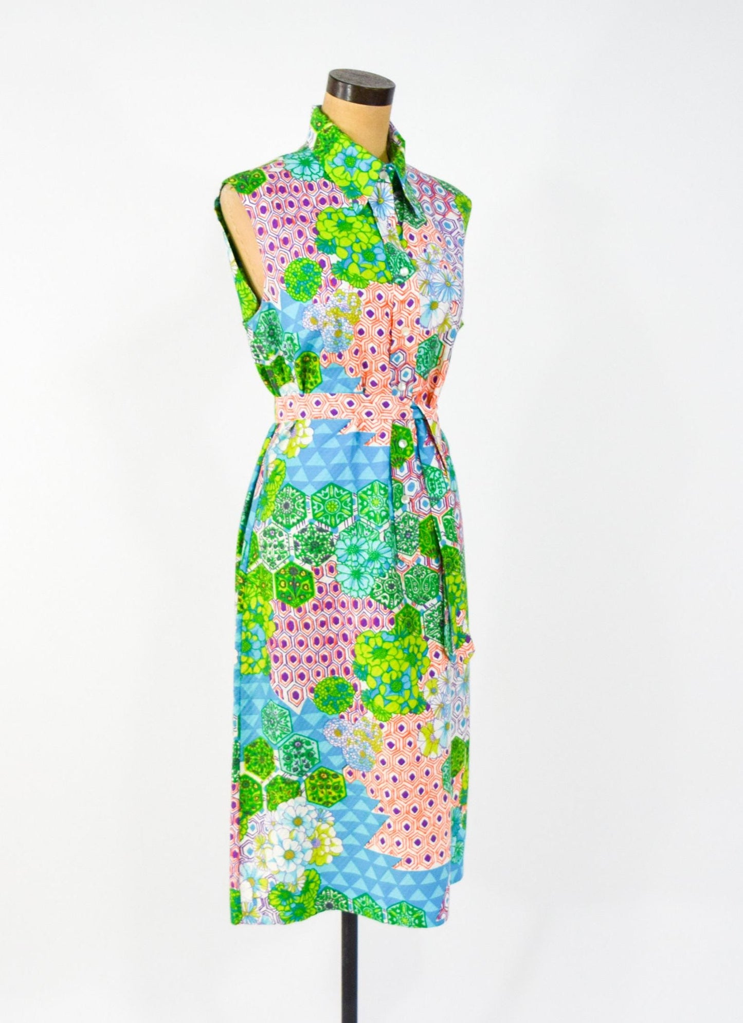 1970s Op Art Sleeveless Dress, Large