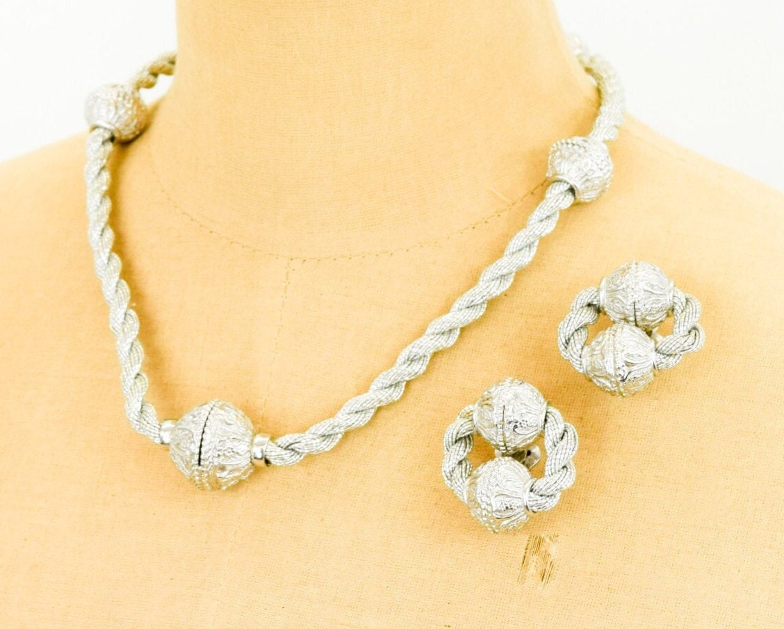 Vintage Mosell Silver Metal Necklace & Earrings Set | 1960s Choker