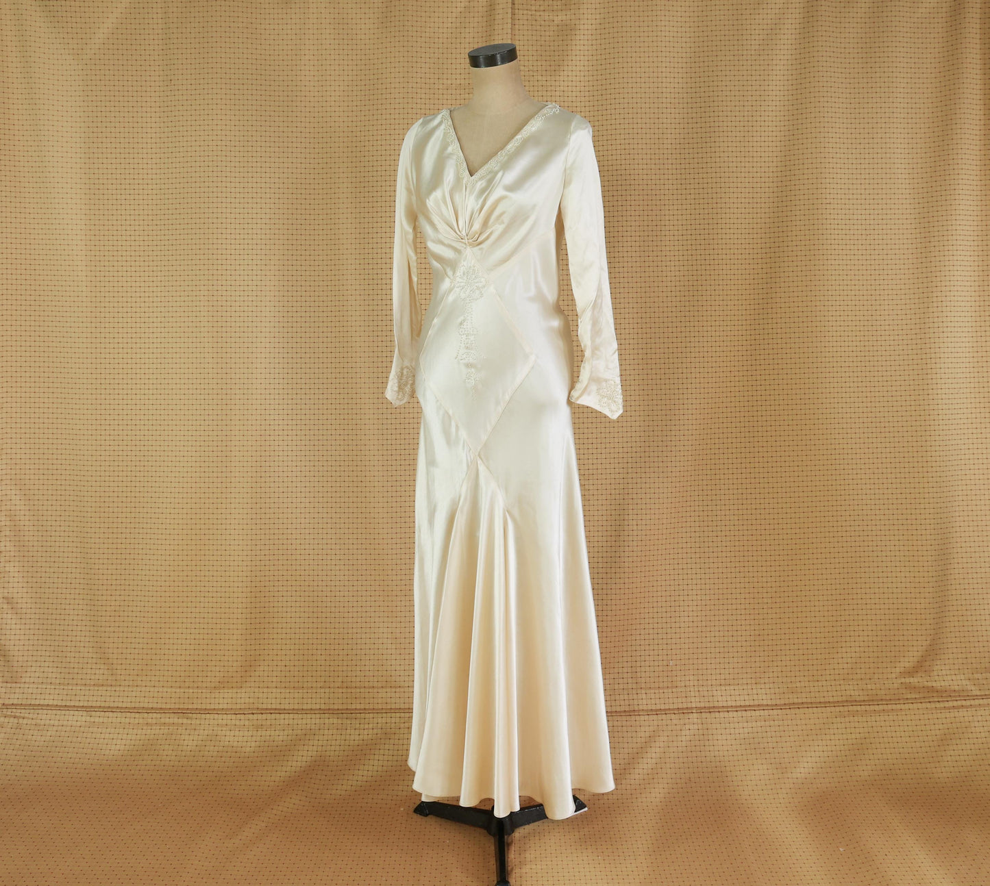 1930s Ivory Silk Beaded Wedding Dress, Large