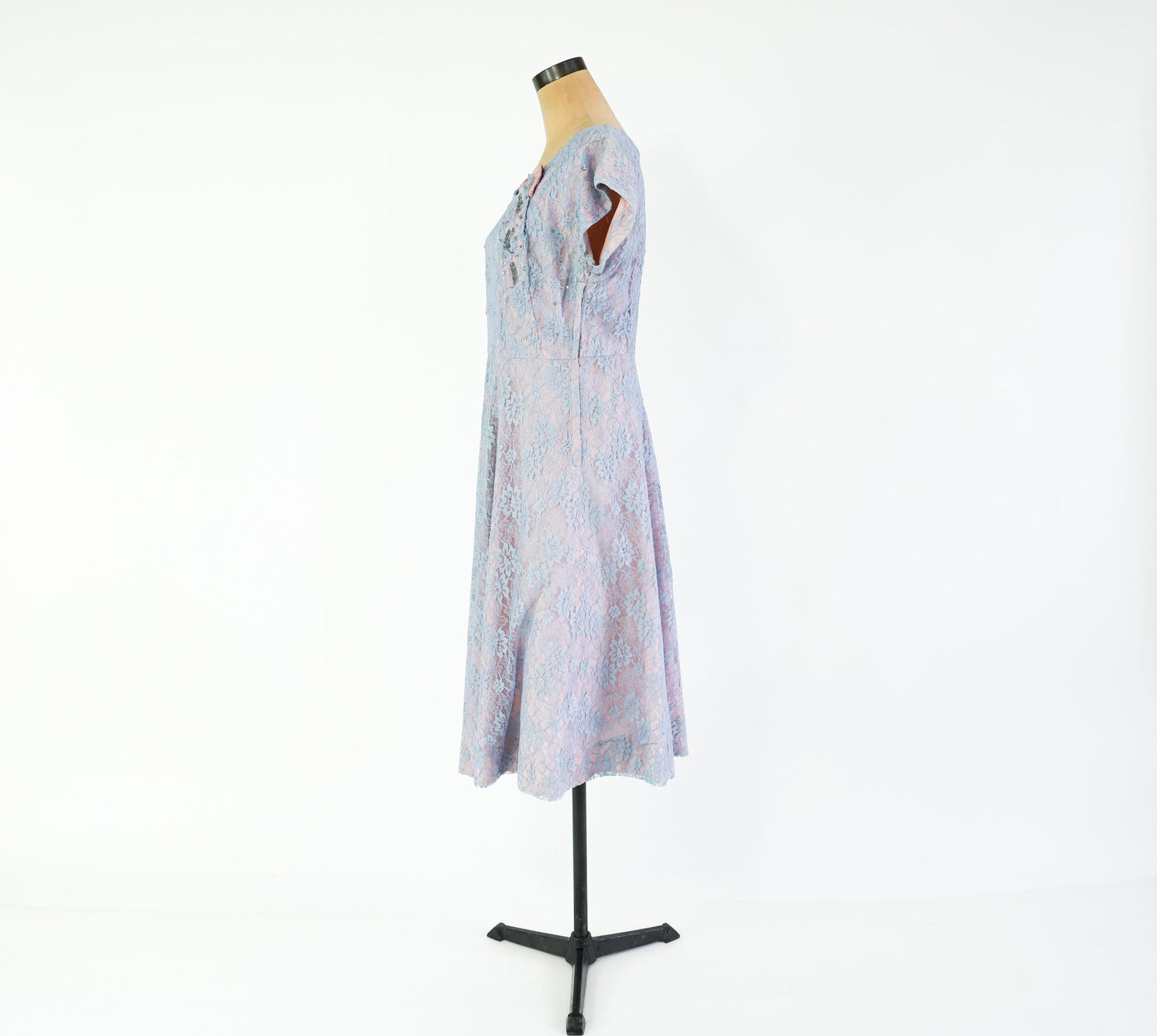 1940s Lavender & Blue Lace Cocktail Dress, 34" Waist