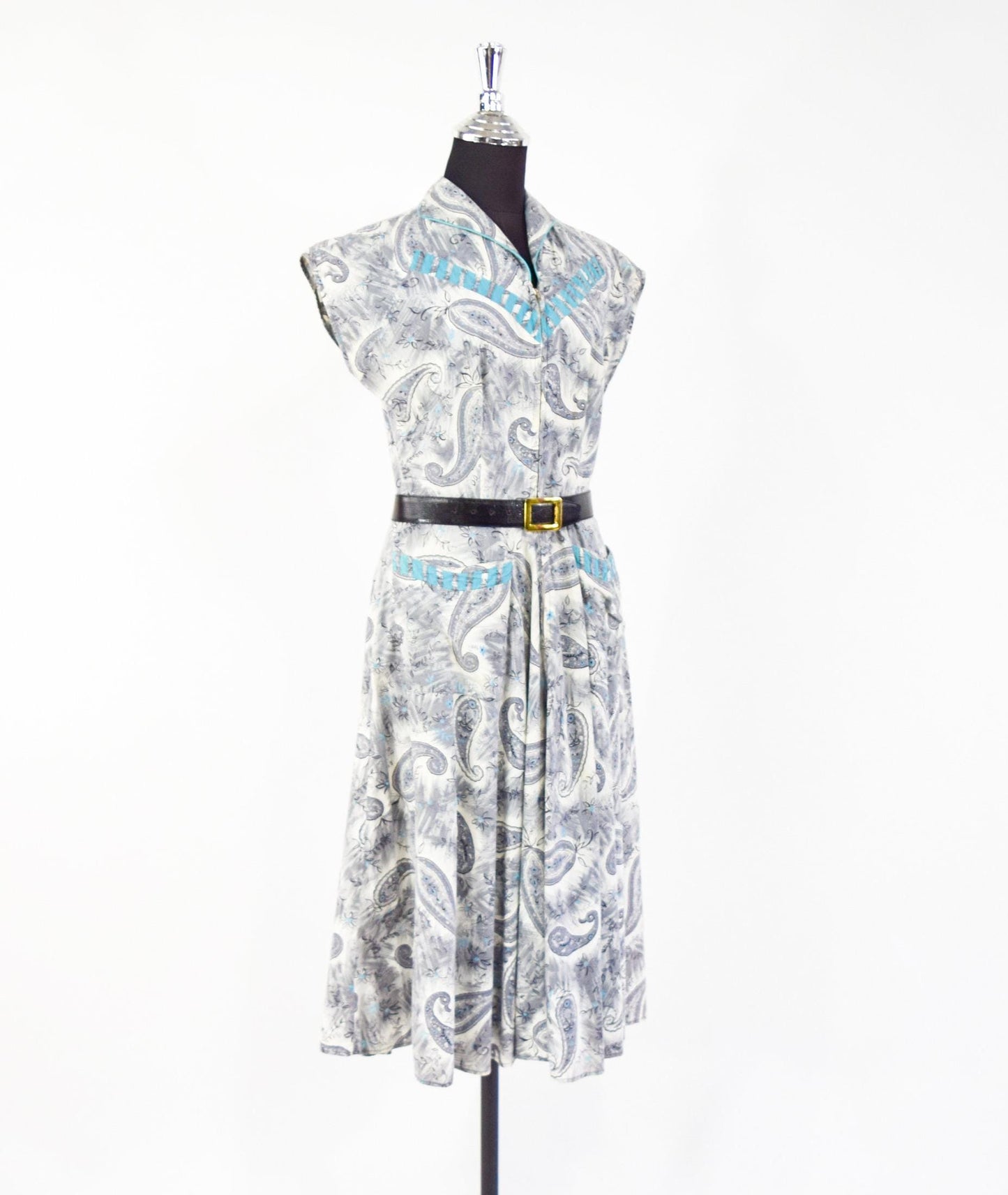 Vintage 1950s Paisley Print Dress, Turquoise Accents, Full Skirt, Size Medium