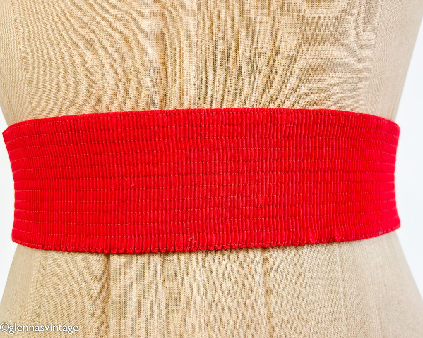 1950s Red Elastic Belt