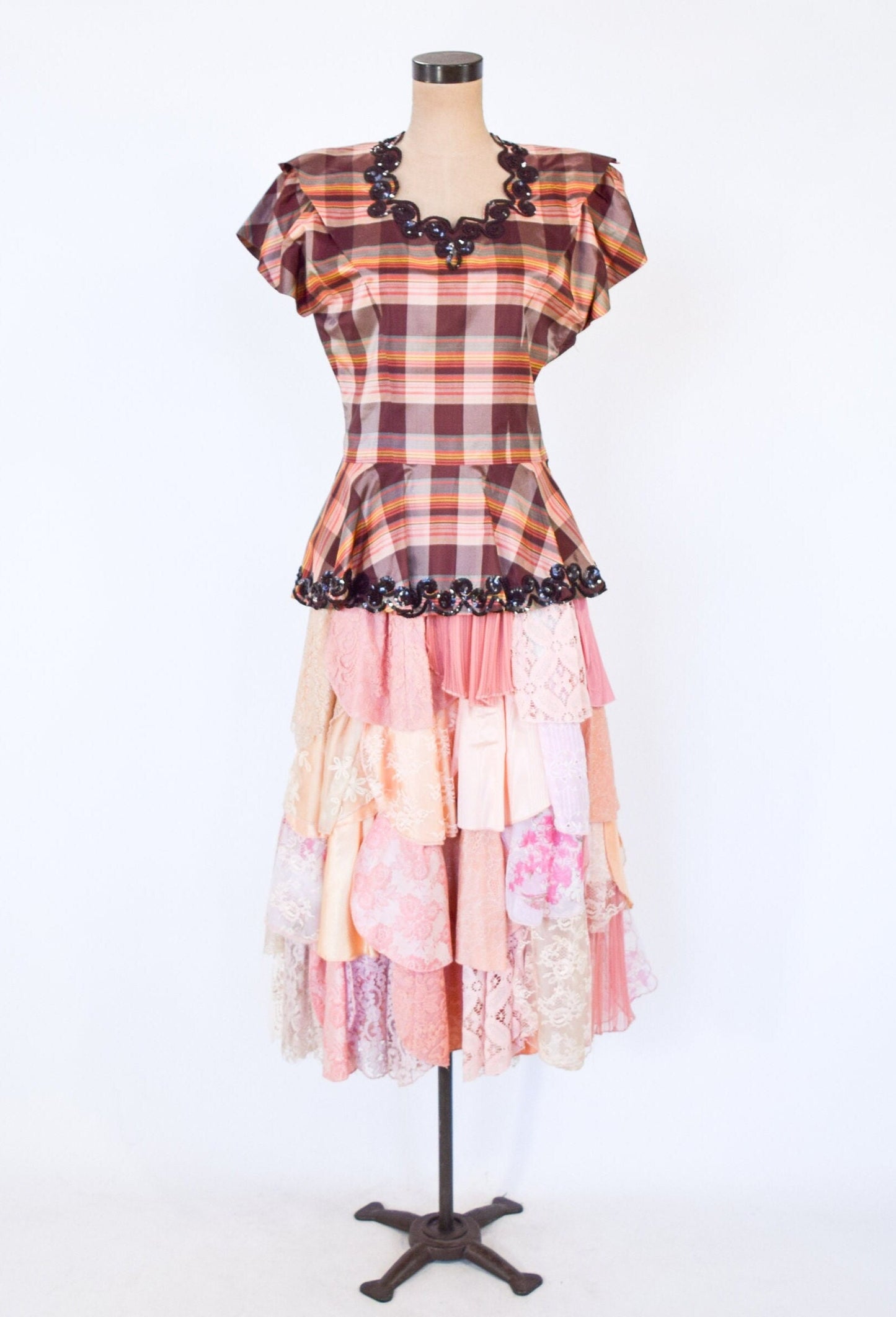 1940s Brown Plaid Taffeta Blouse | 90s Pink Petal Midi Lace & Brocade Skirt, Medium