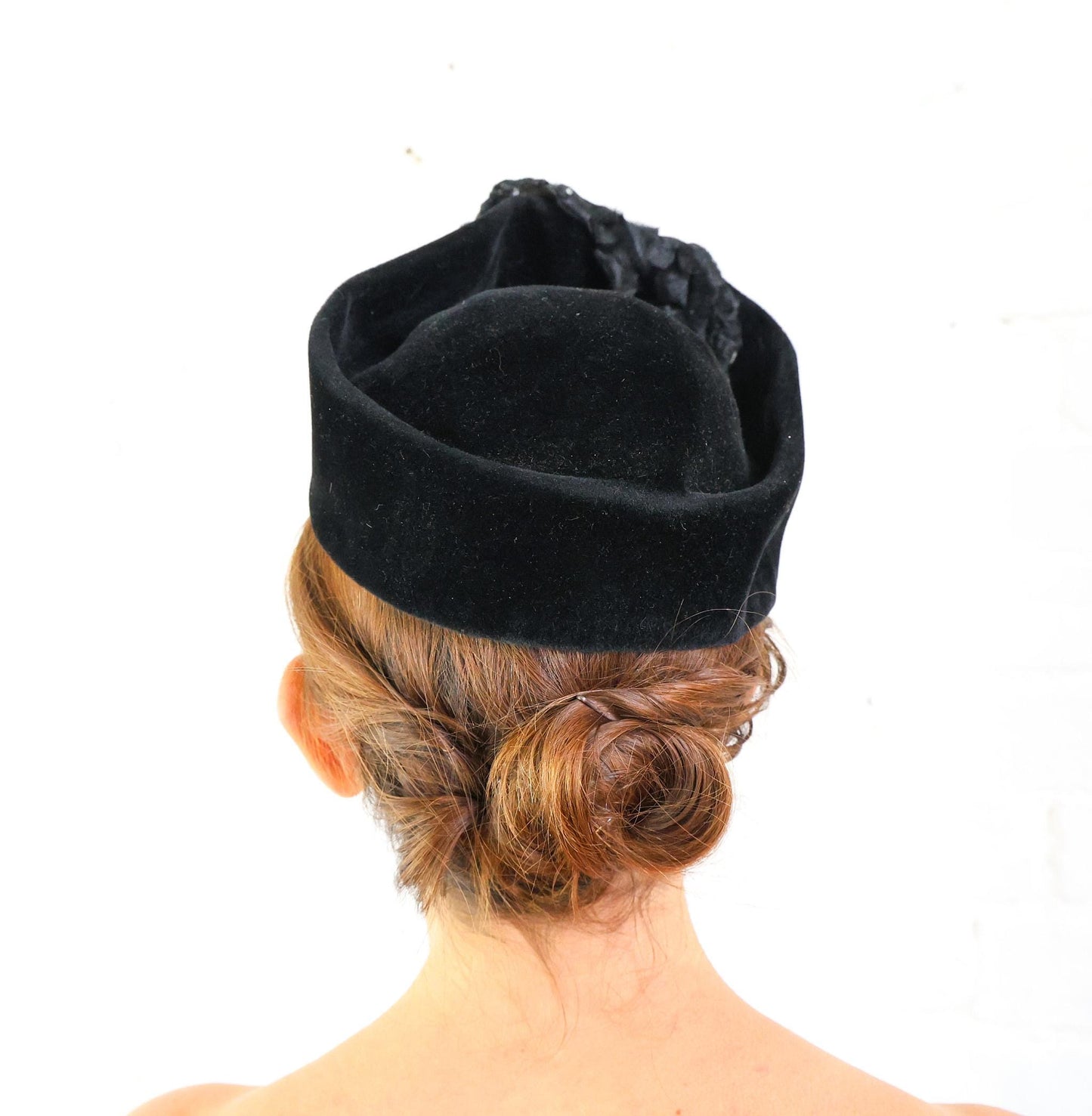 1940s Black Wool Velour Peaked Hat | Persian Lamb Detail