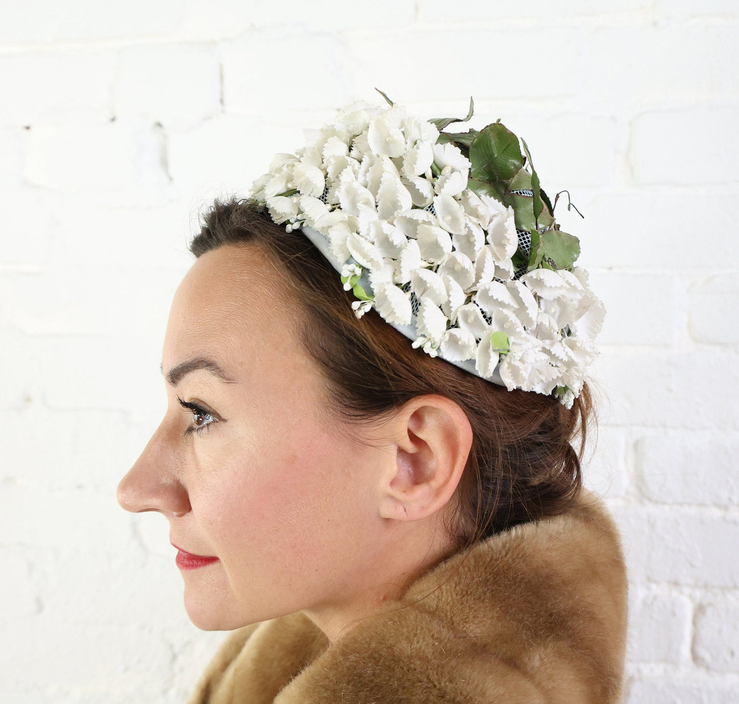 1950s White Flowers Fascinator Hat