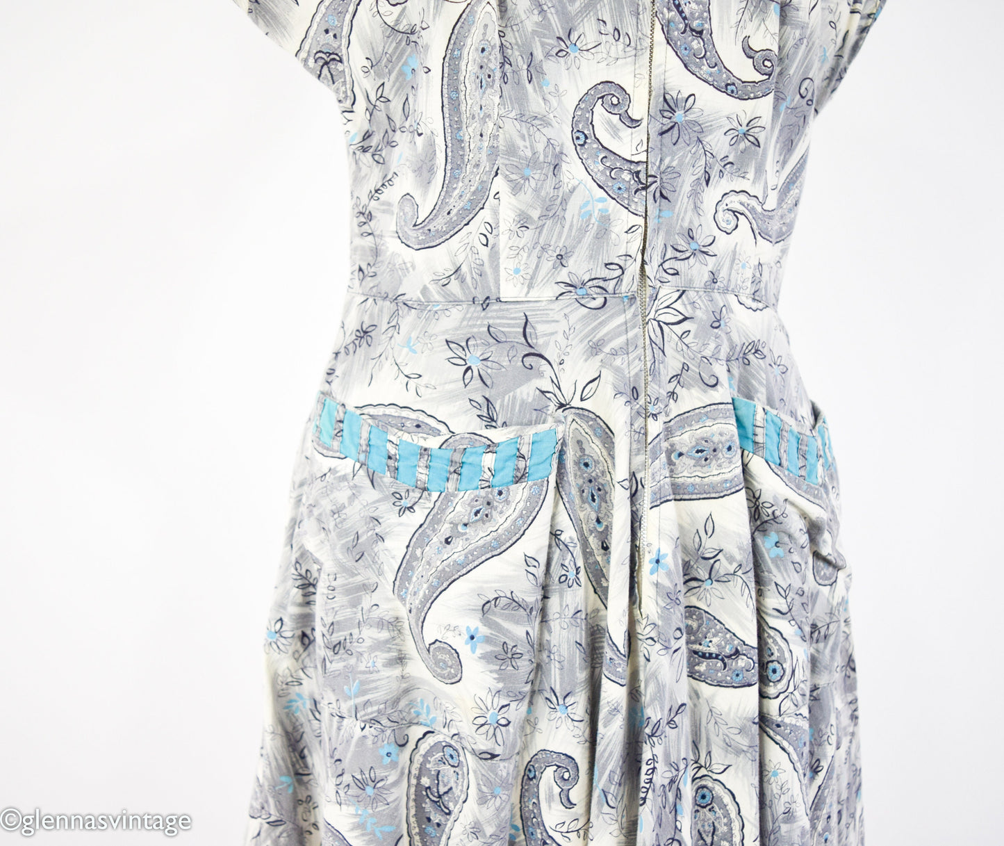 Vintage 1950s Paisley Print Dress, Turquoise Accents, Full Skirt, Size Medium