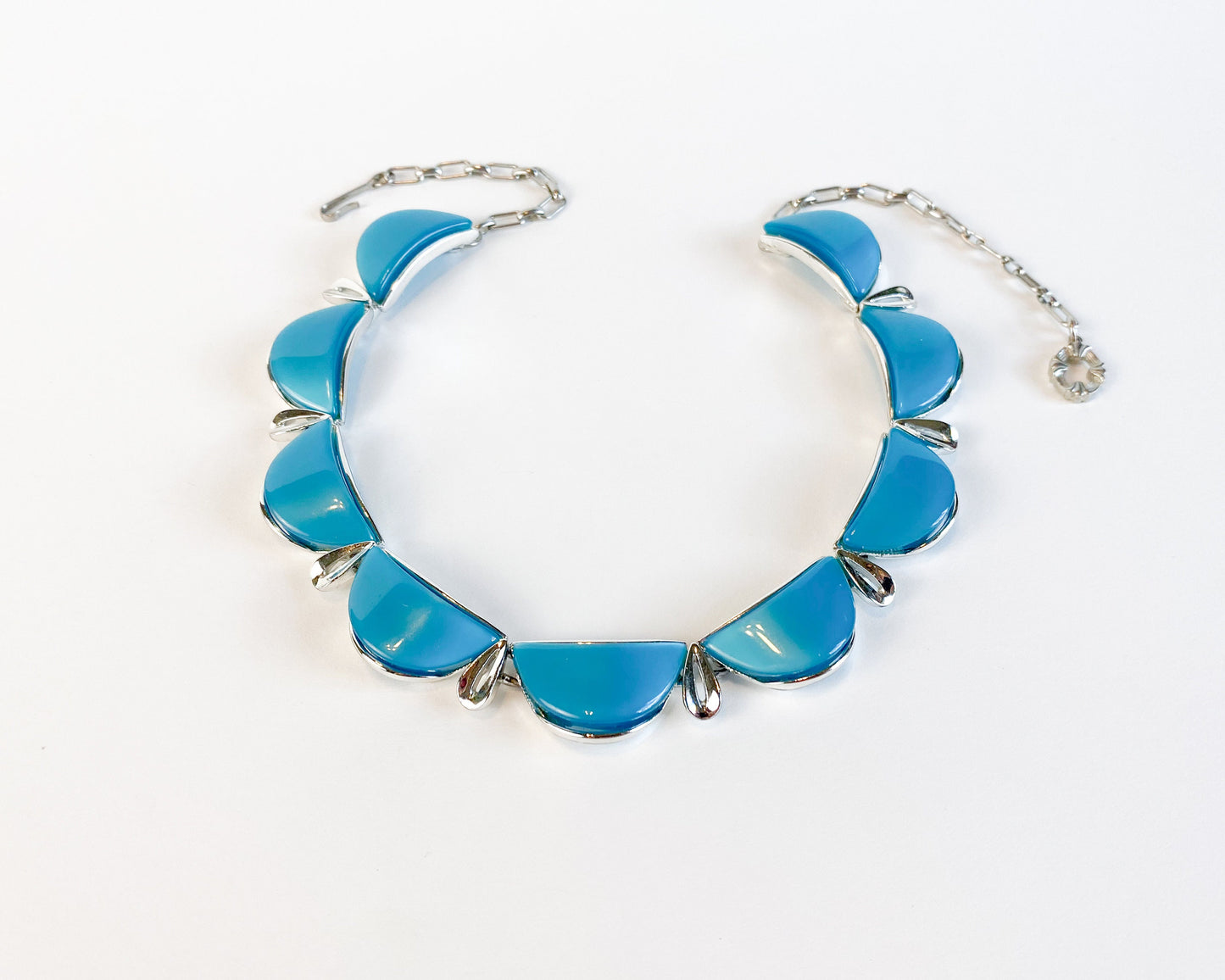 1960s Blue Lucite Necklace | 60s Blue Plastic Necklace | STAR