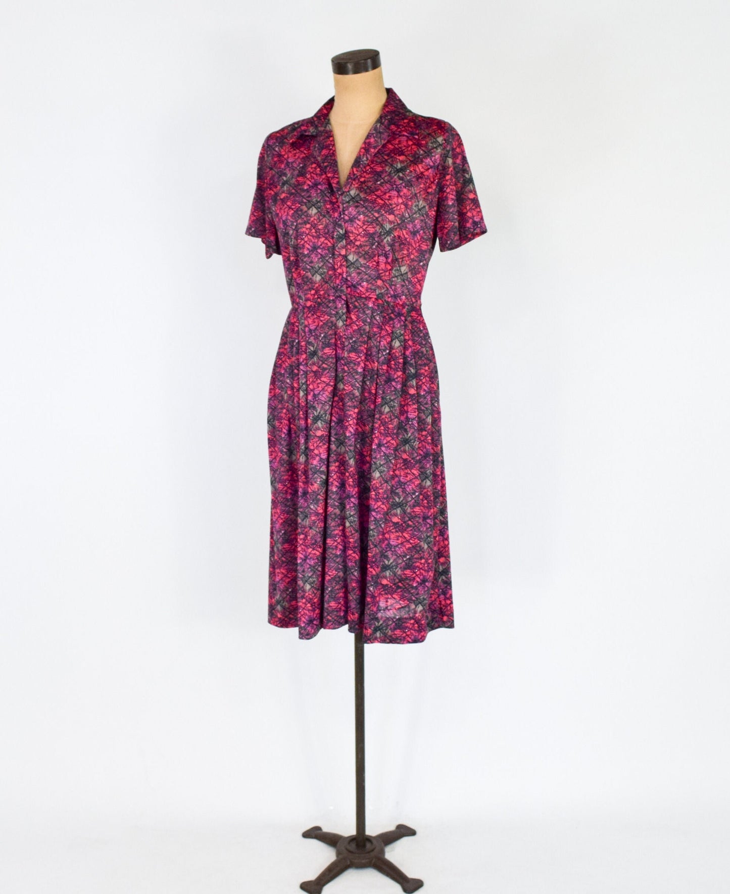 1950s Pink & Gray Atomic Print Nylon Dress, Medium