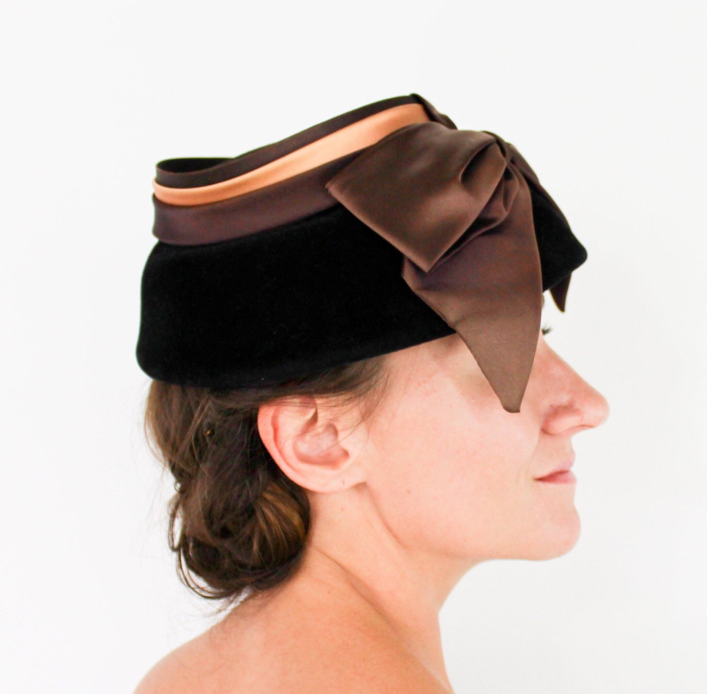 1950s Black Wool Felt Hat with Brown Satin Bow