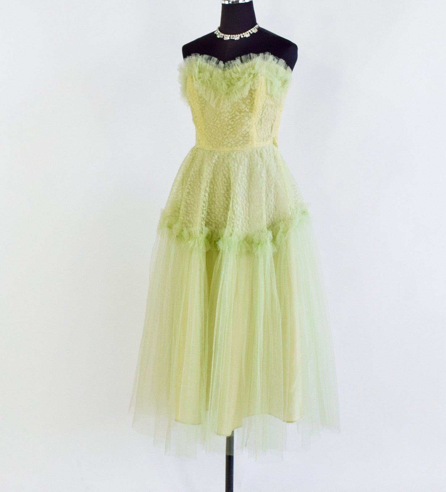 1940s Citron Green Lace  & Tulle Strapless Evening Dress | 40s Chartreuse Cupcake Dress | Green Lace Prom Dress | Small