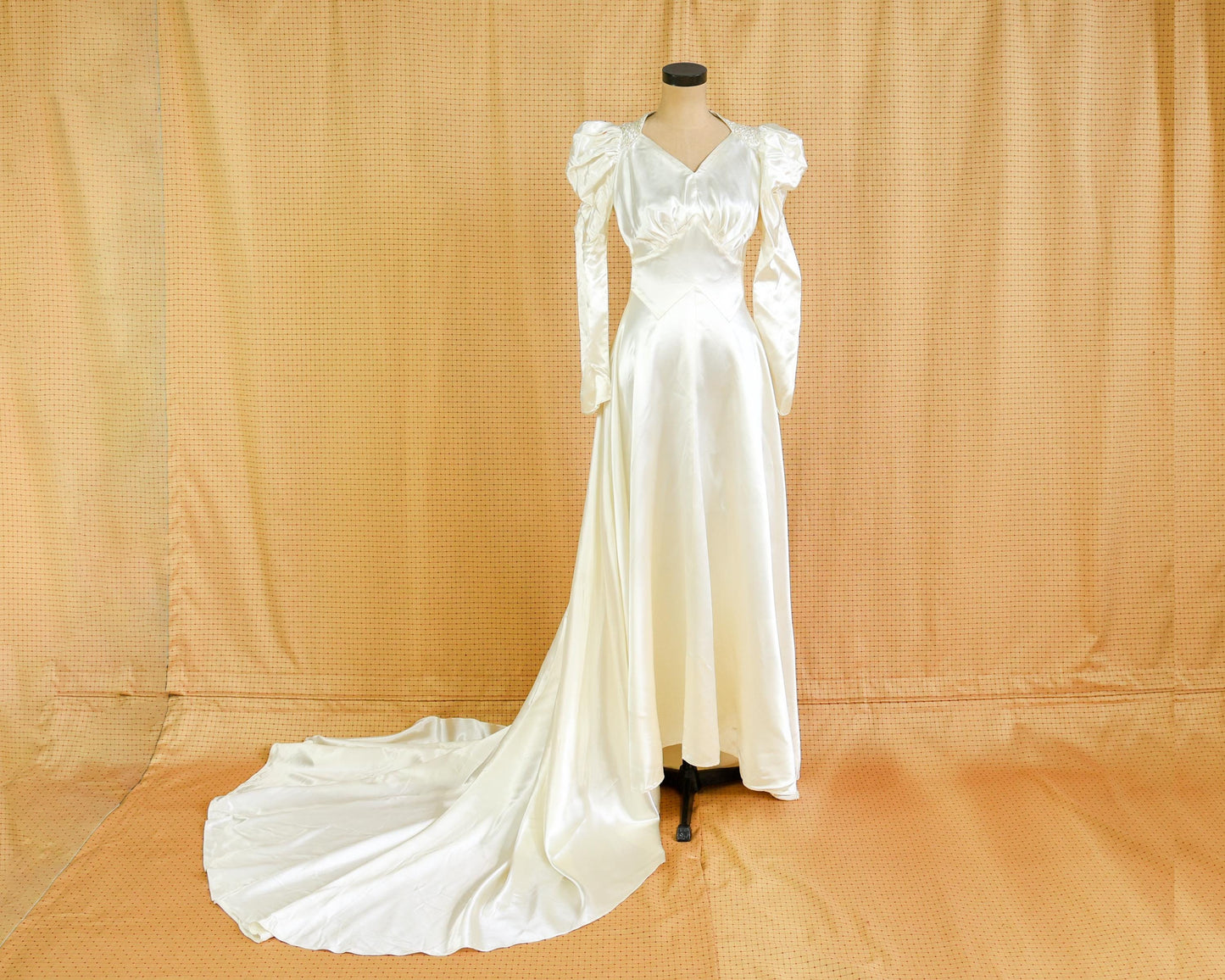1930s Ivory Satin Long Wedding Dress with Heart Sleeves, Extra Small