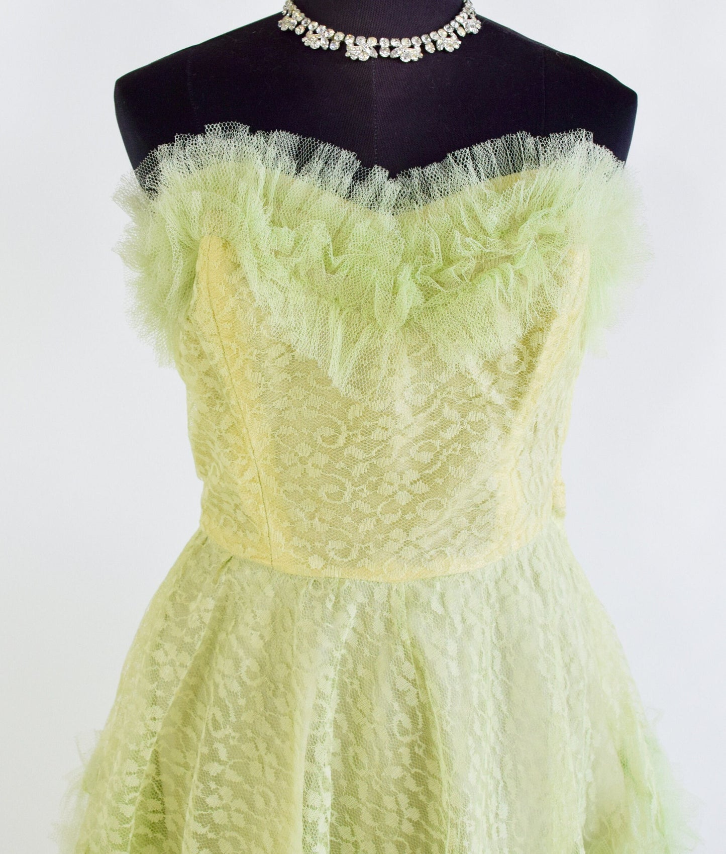 1940s Citron Green Lace  & Tulle Strapless Evening Dress | 40s Chartreuse Cupcake Dress | Green Lace Prom Dress | Small
