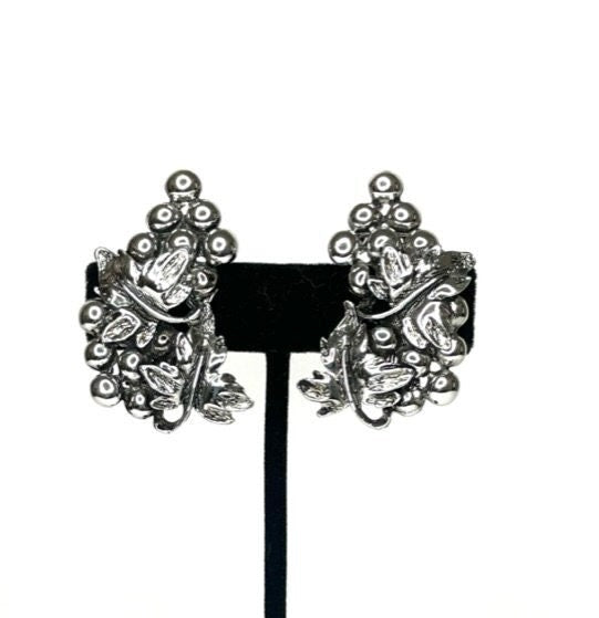 Alice Caviness | 1950s Silver Grapes Earrings | 50s Silver Grape Clip Earrings