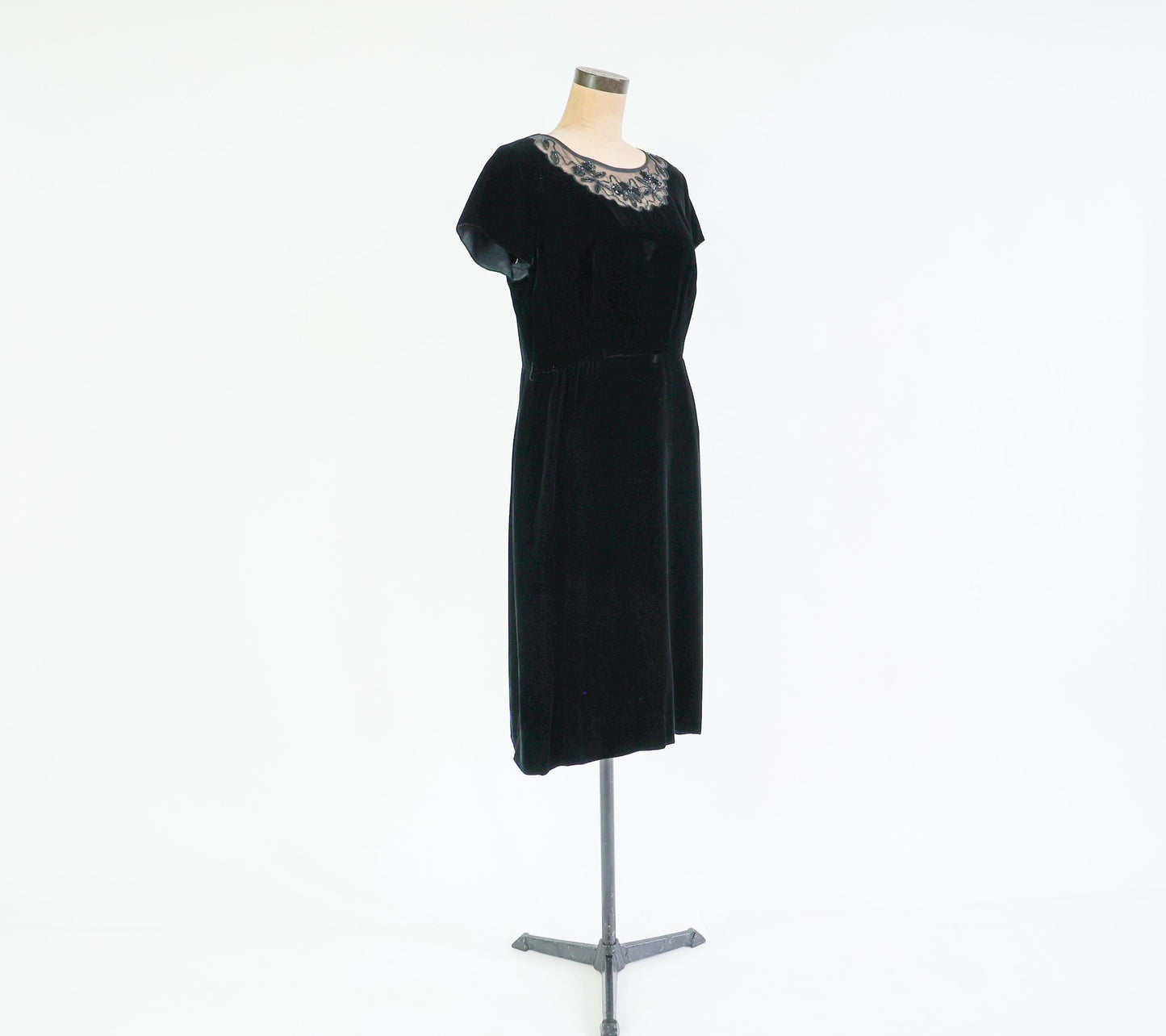 1950s Black Velvet Cocktail Dress, Large