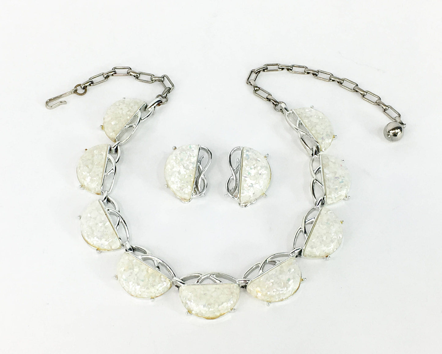 Coro | 1960s White Lucite Necklace Set | 60s White Plastic Necklace &  Earrings | Coro