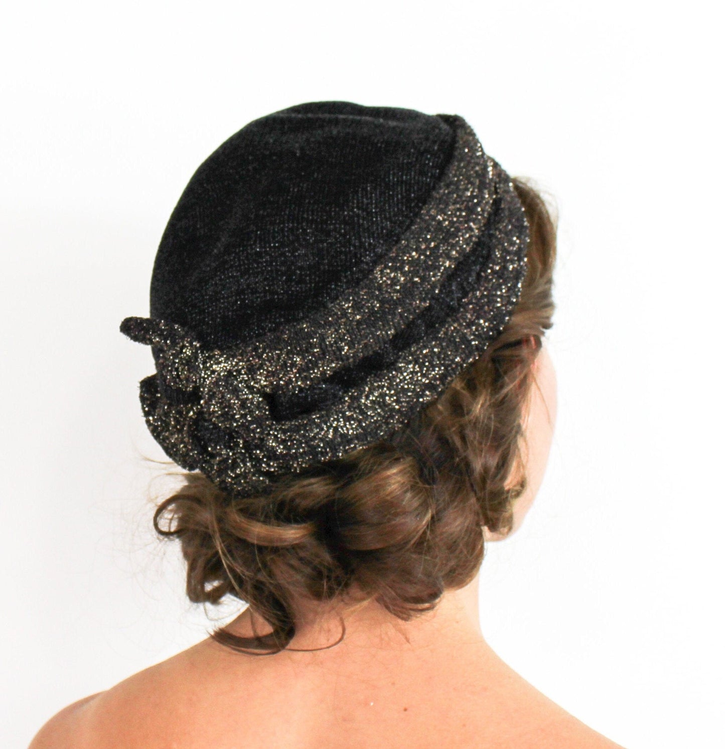 1920s Black Lamé Flapper Hat