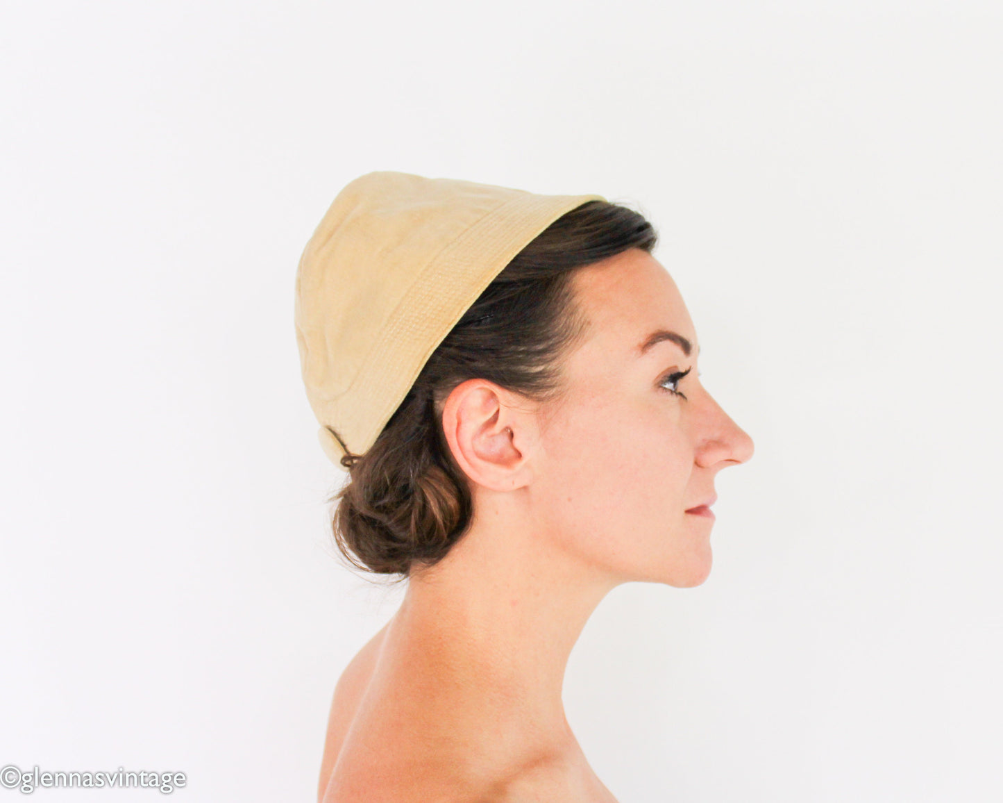 1940s Beige Velvet Hat Cap