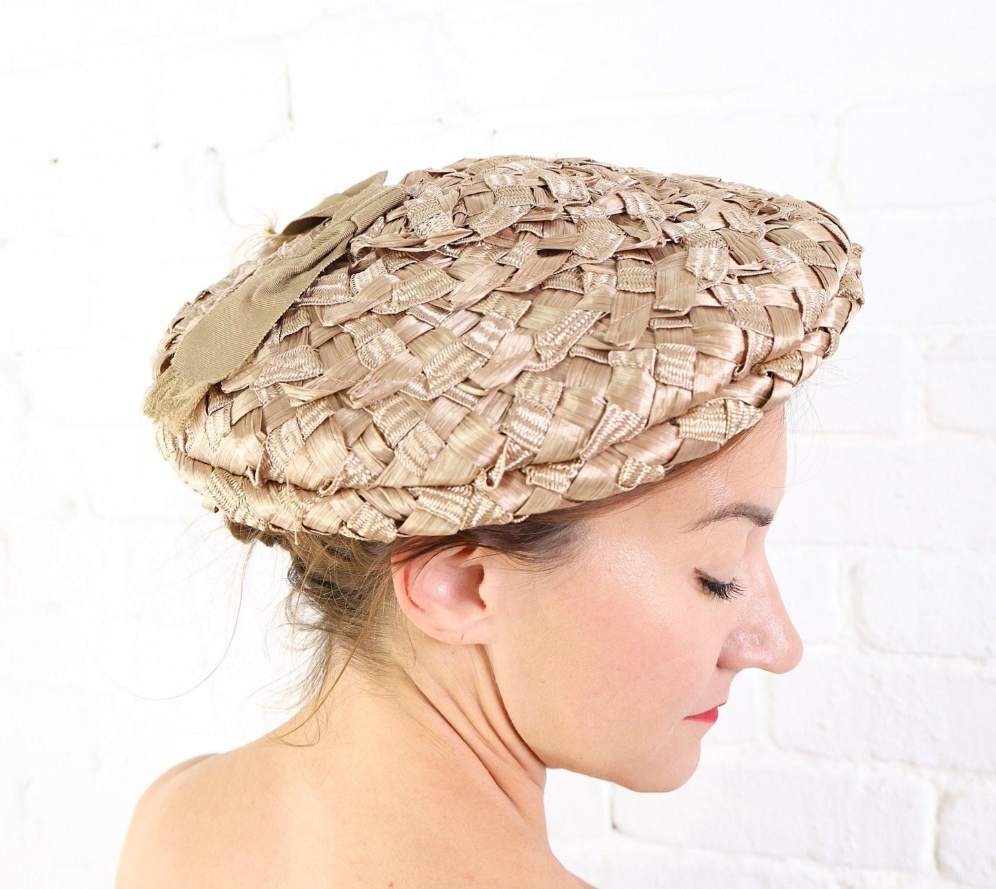 1950s  Beige Woven Saucer Hat