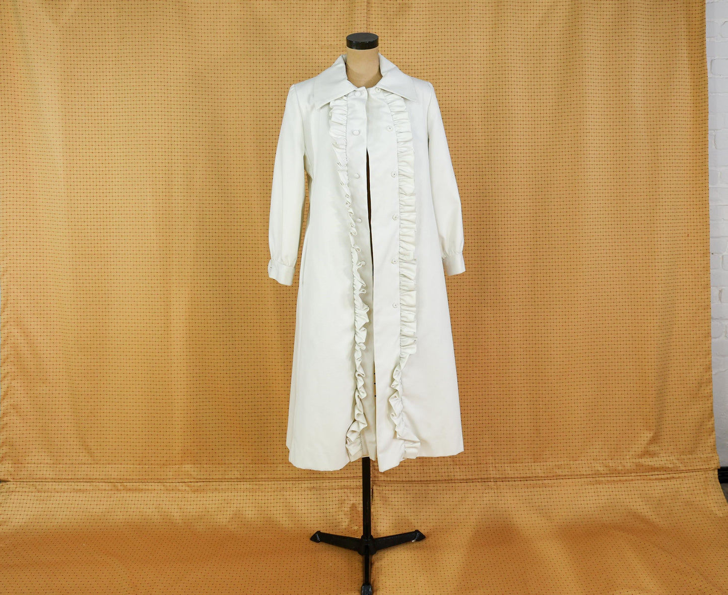 Bill Blass White Wedding Coat, 1960s Vintage Wedding Dress Coat, Large