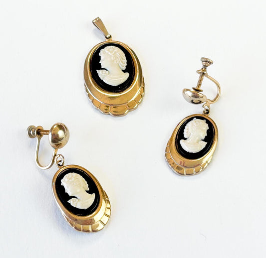 1950s Black & White Lucite Cameo Jewelry Set with Pendant & Earrings