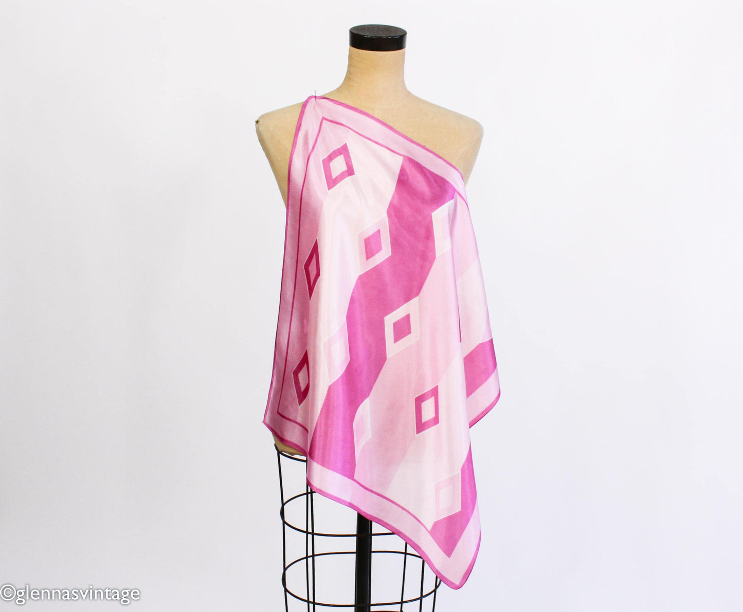 1960s Pink Diamond Op Art Print Scarf