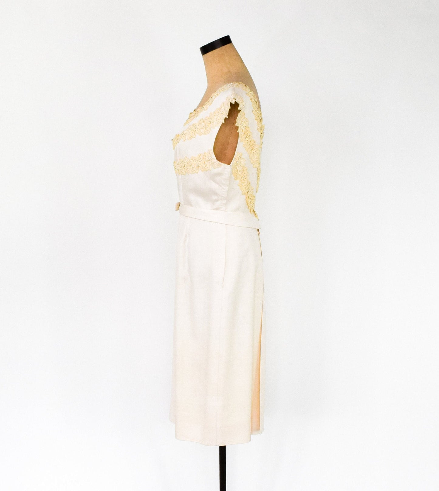 1950s Ivory Lace. & Creme Silk Cocktail Dress, Extra Large