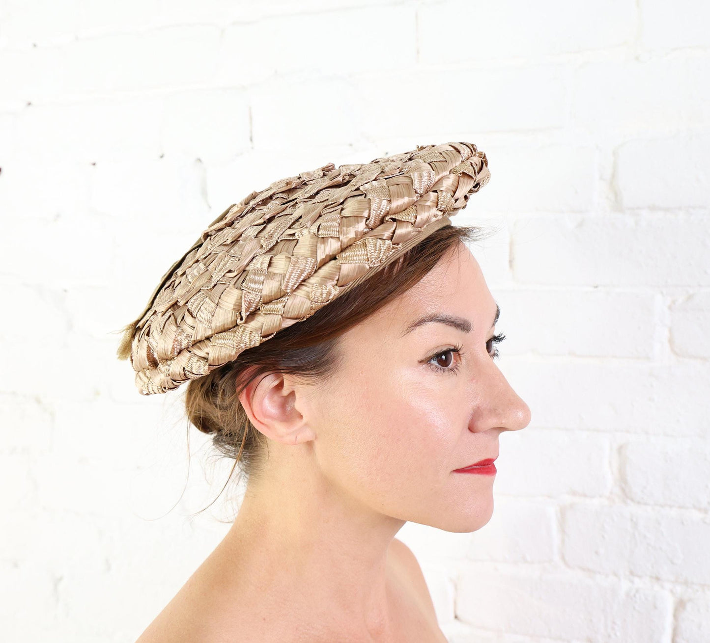 1950s  Beige Woven Saucer Hat