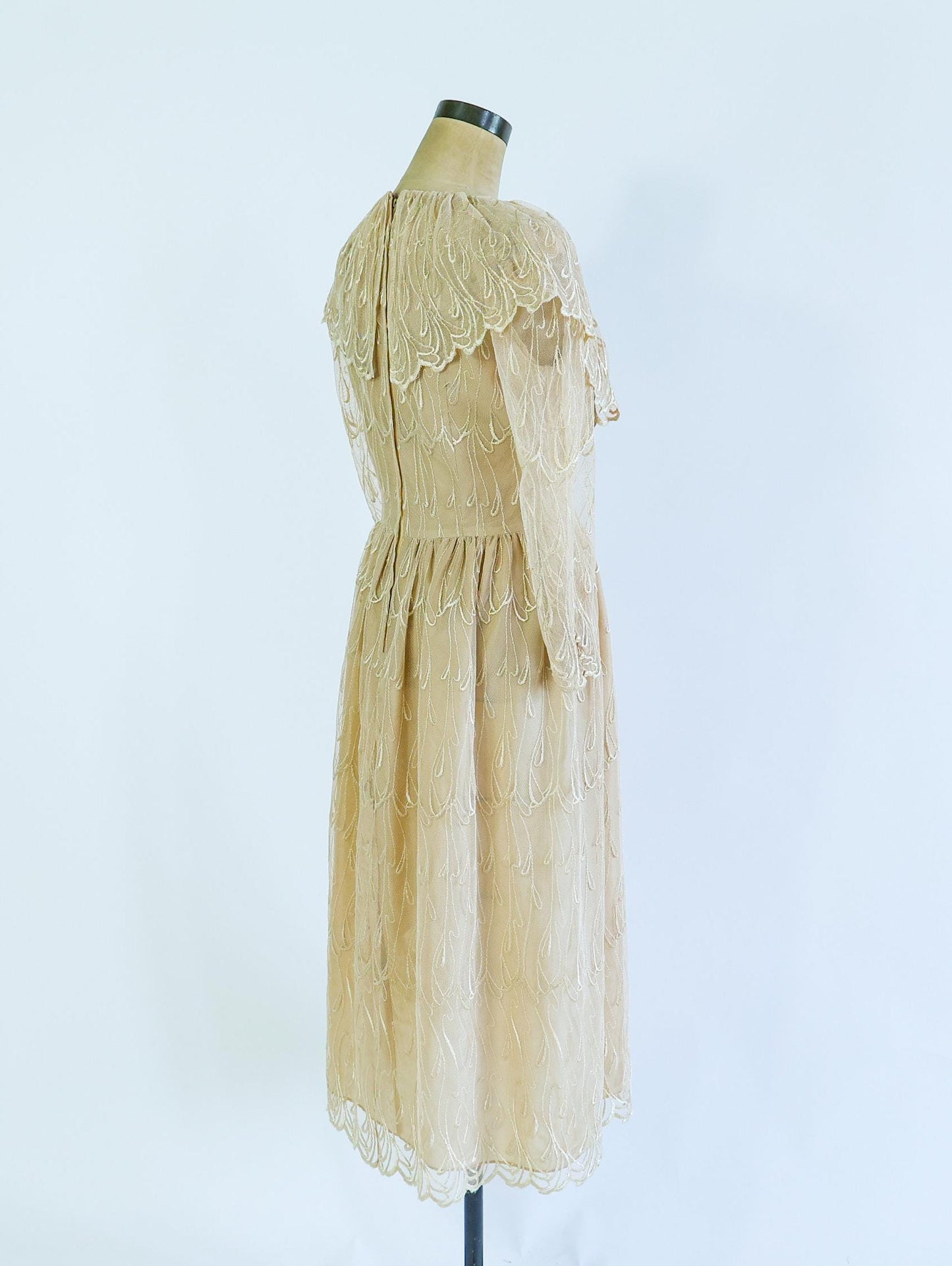 1980s Beige Lace Party Dress | Ruffled Portrait Collar, Medium