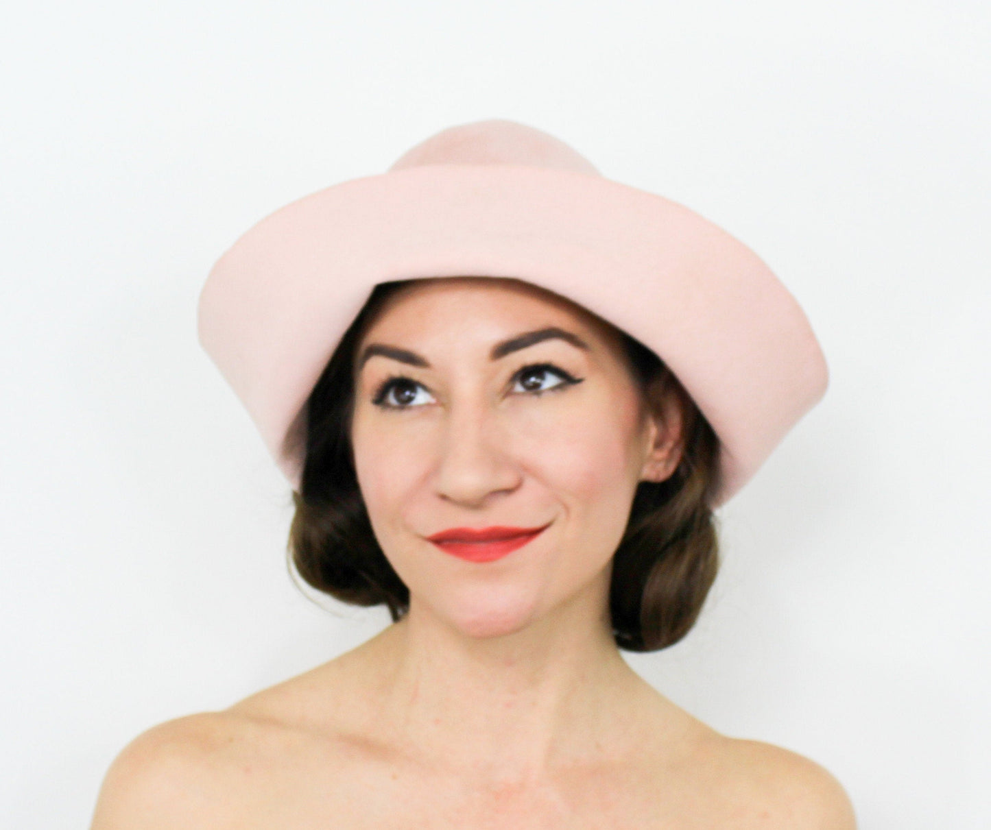 1980s Pink Wool Felt Cloche Hat