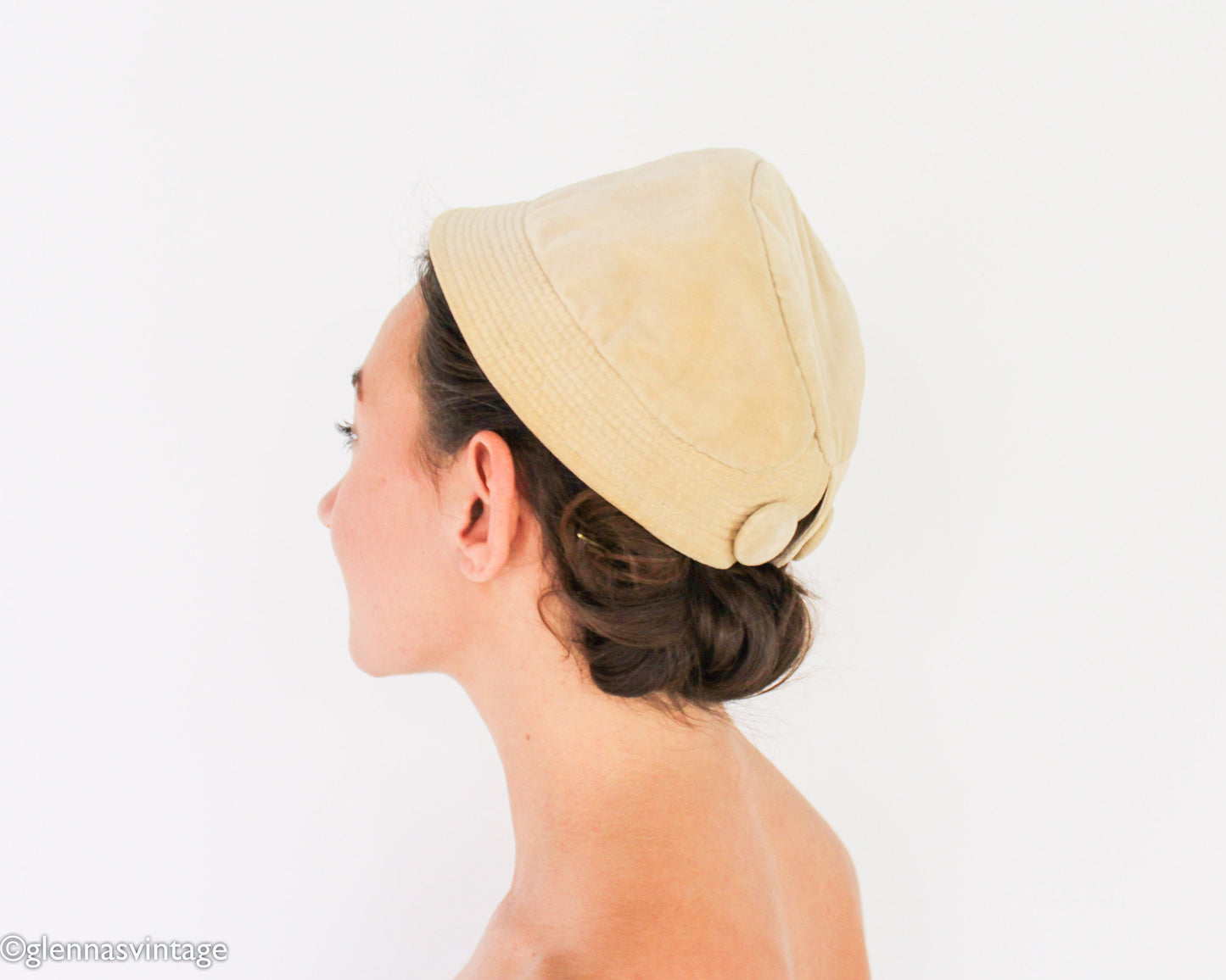 1940s Beige Velvet Hat Cap