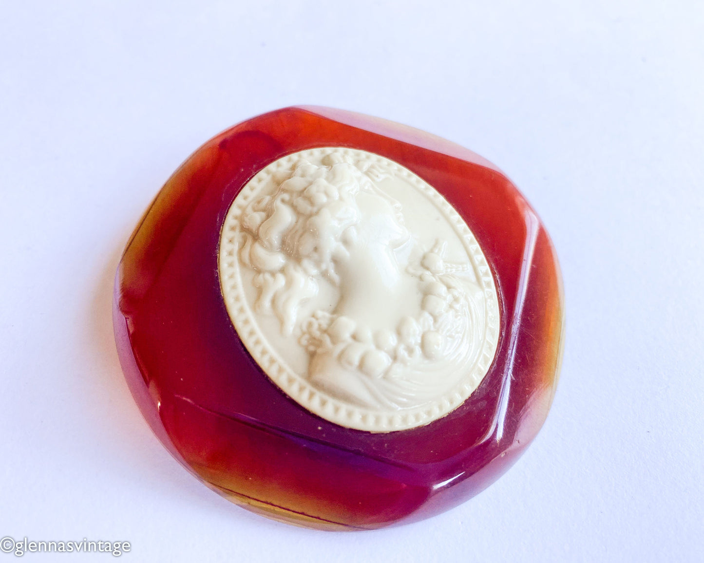 1930s Celluloid Cameo Brooch | Root Beer Bakelite Pin