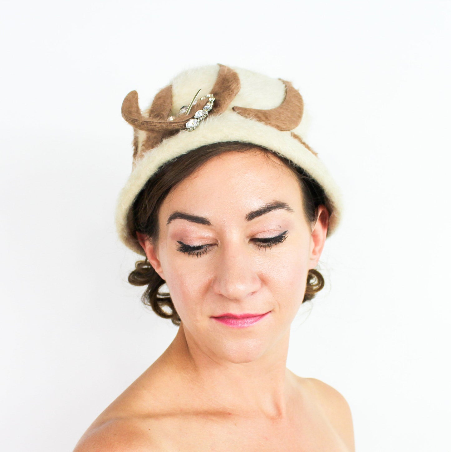 1950s Beige Mohair Bucket Hat
