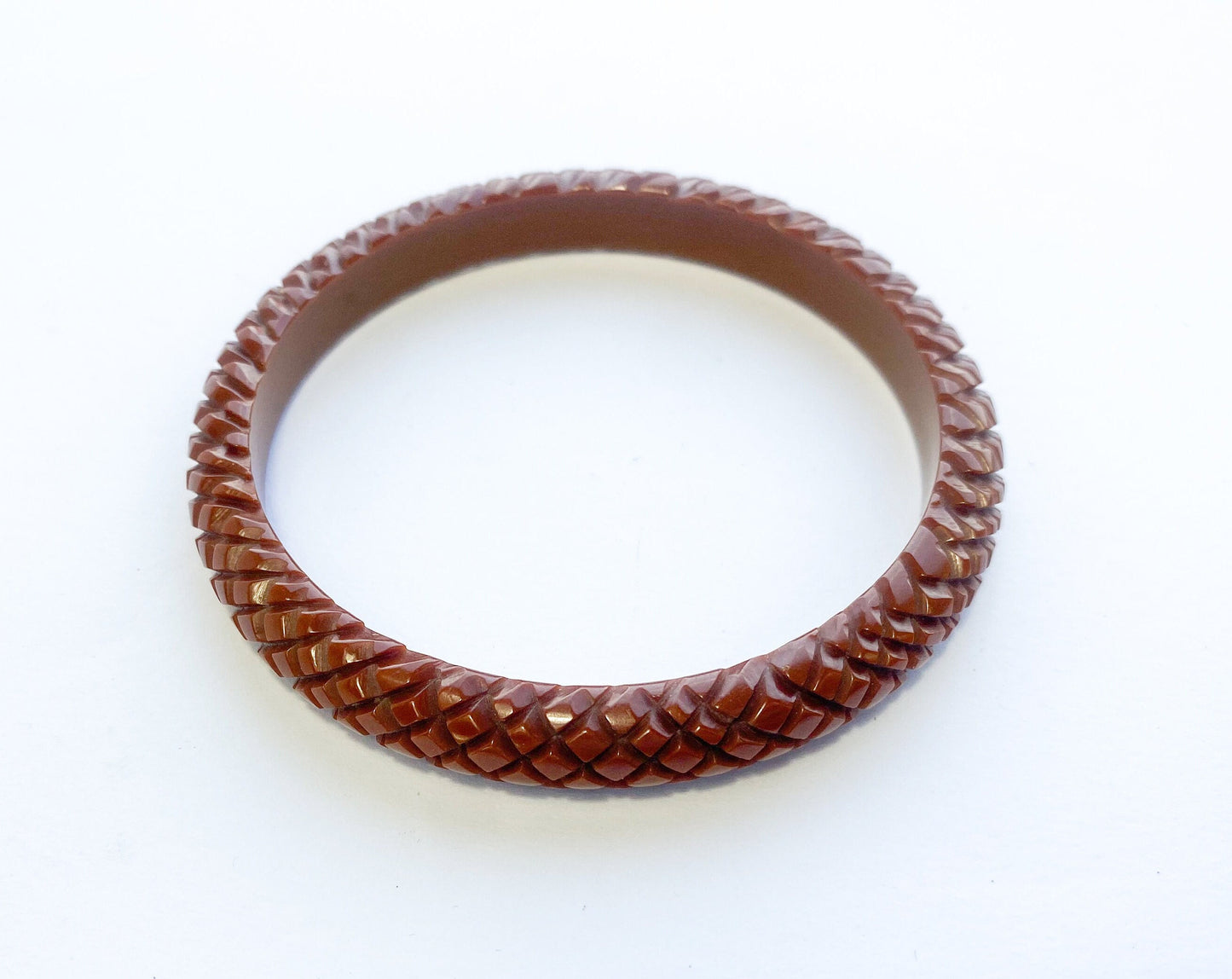 1930s Carved Bakelite Bangle | Rare Crisscross Design